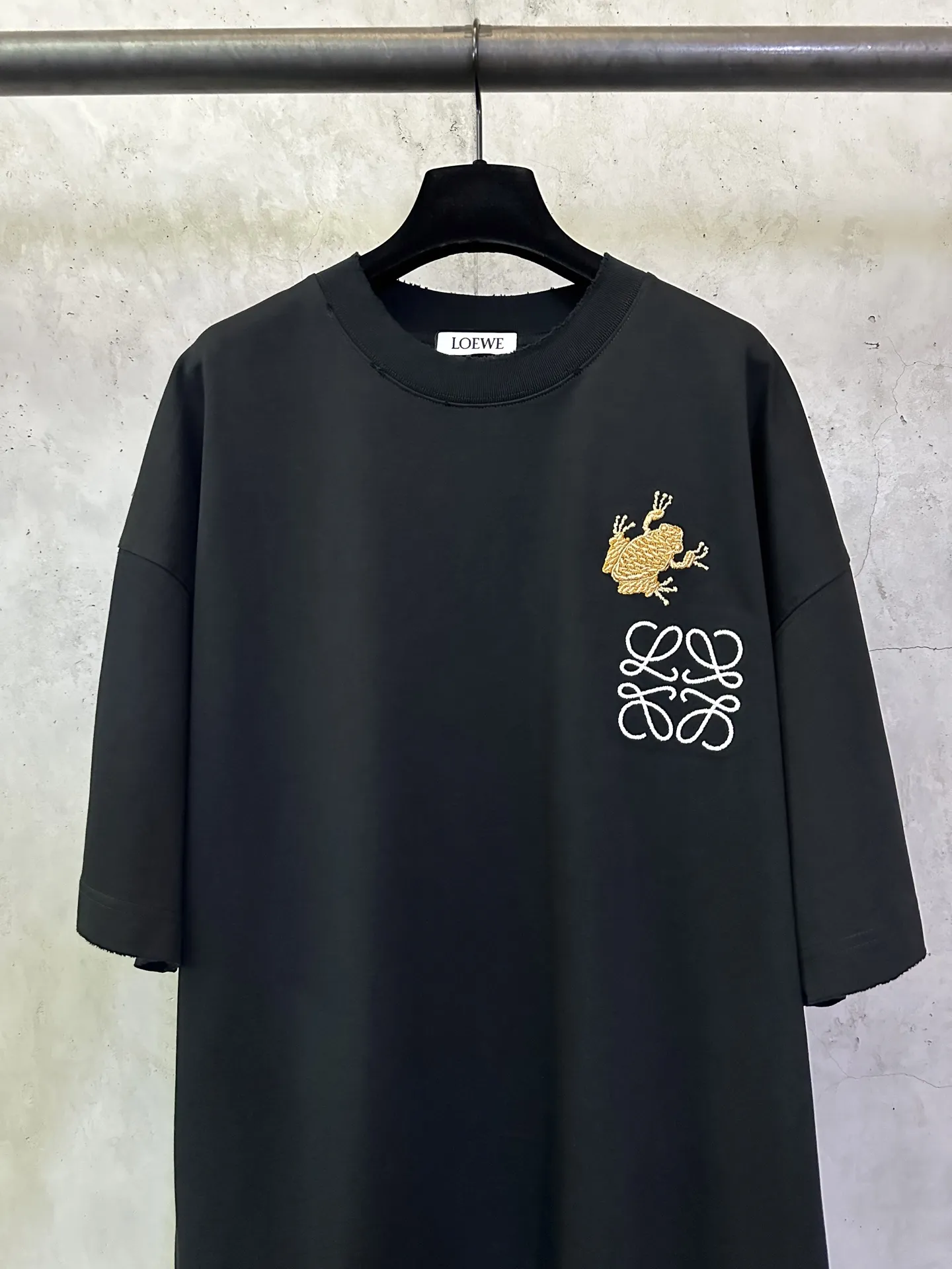 Anagram and Frog Embroidered Cotton T-Shirt D23012831 — view 3