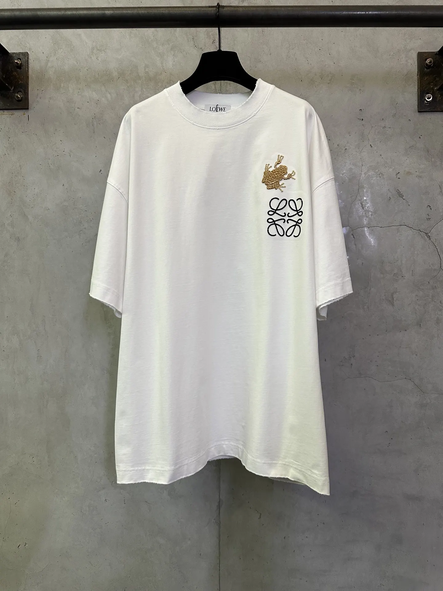 Anagram and Animal Embroidered Cotton T-Shirt D23012832
