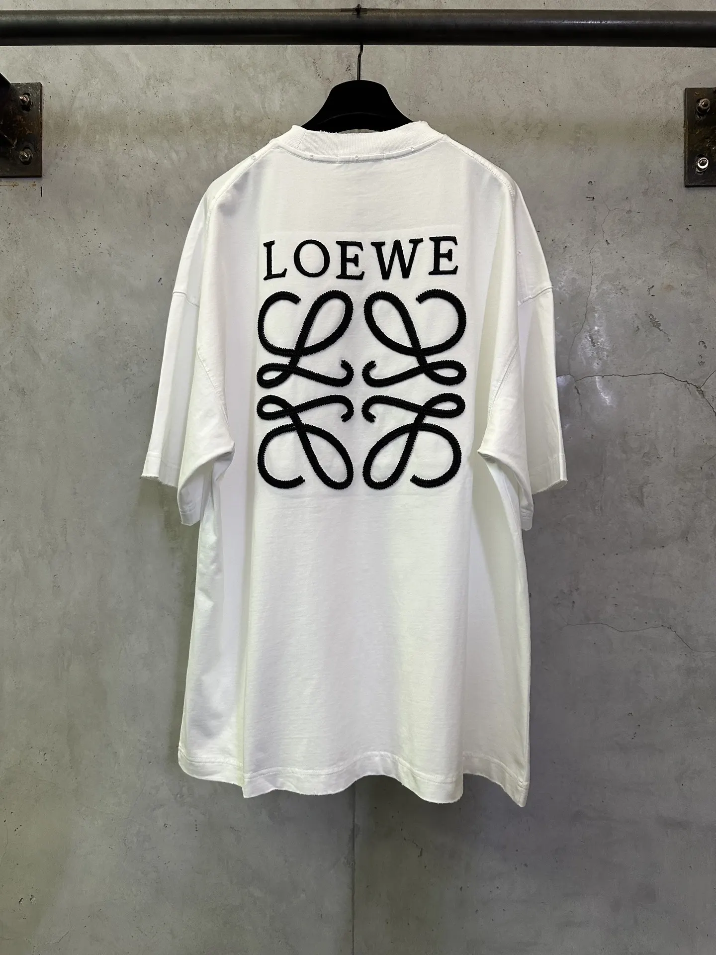 Anagram and Animal Embroidered Cotton T-Shirt D23012832 — view 2
