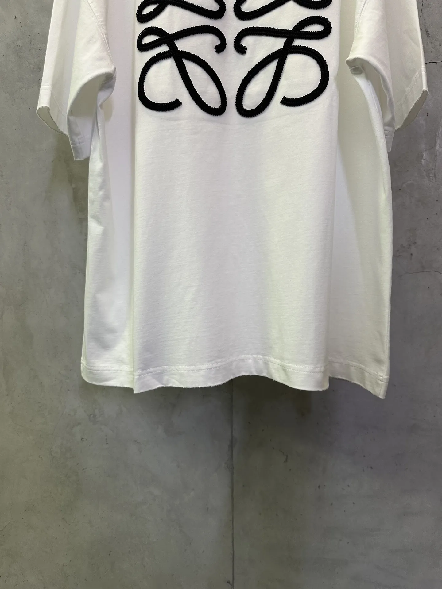 Anagram and Animal Embroidered Cotton T-Shirt D23012832 — view 6