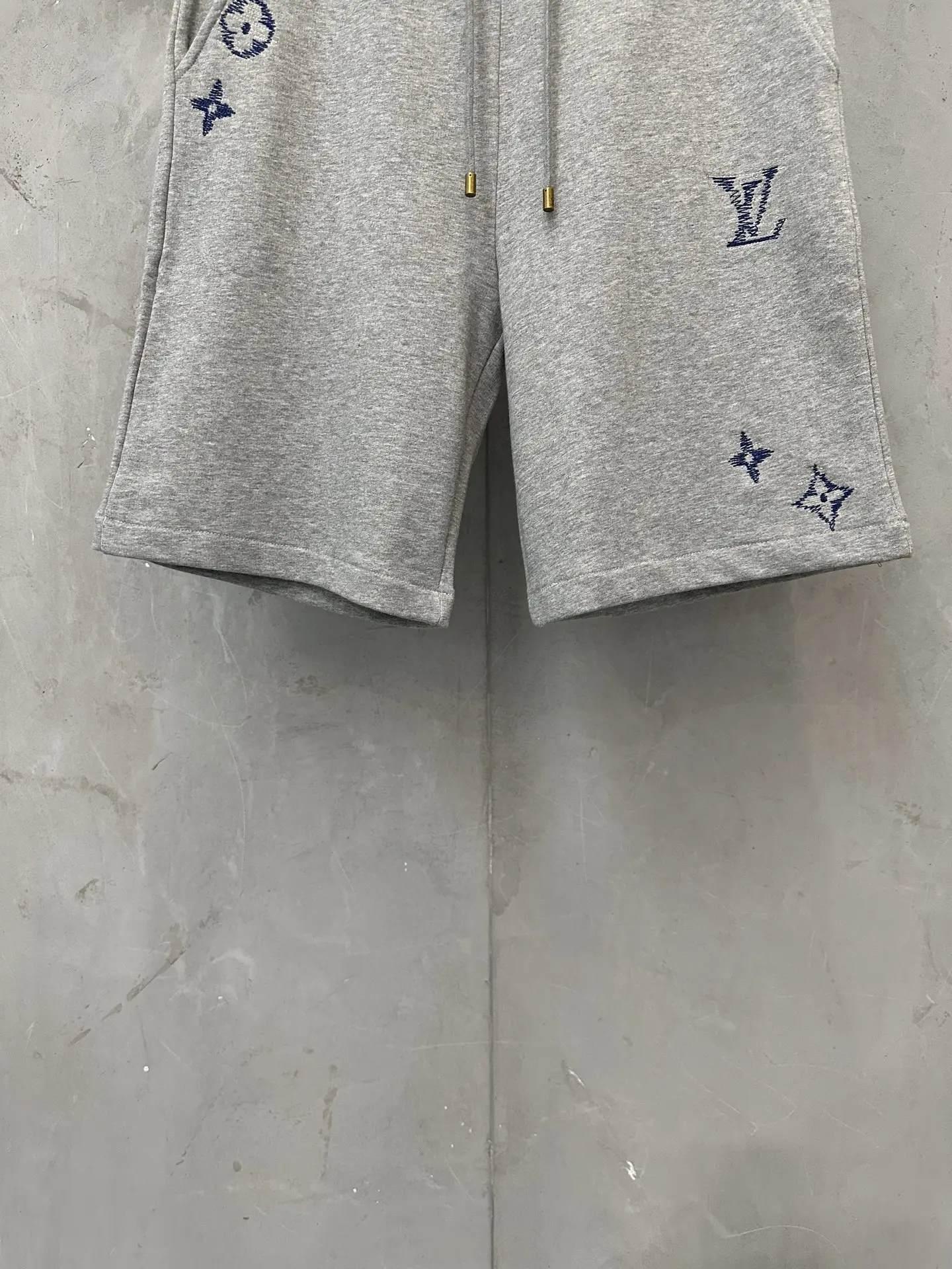 Logo Embroidered Loopback Cotton Shorts D23020223 — view 4