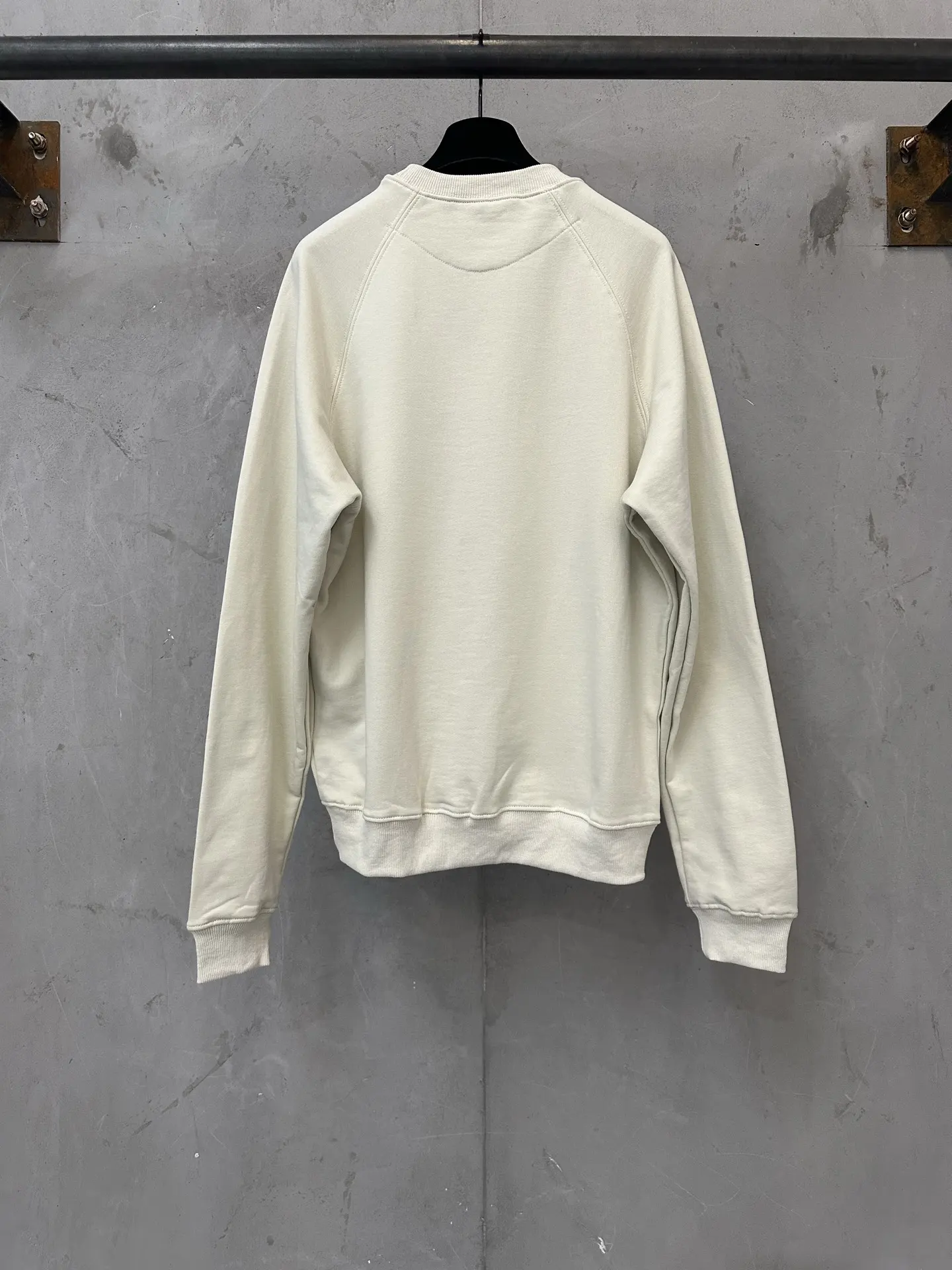 Logo-Patch Loopback Cotton Sweatshirt D23025029 — view 2