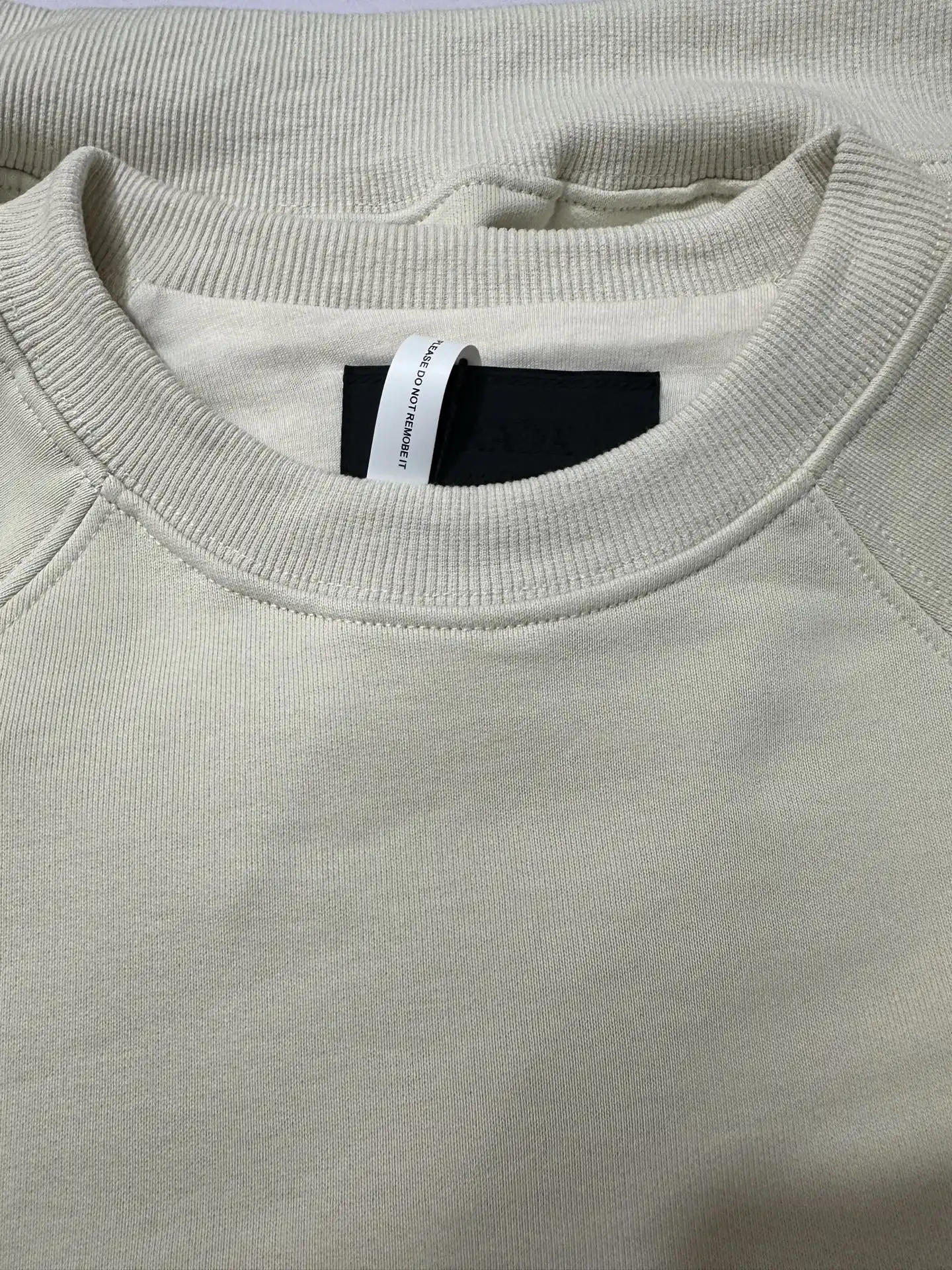 Logo-Patch Loopback Cotton Sweatshirt D23025029 — view 6