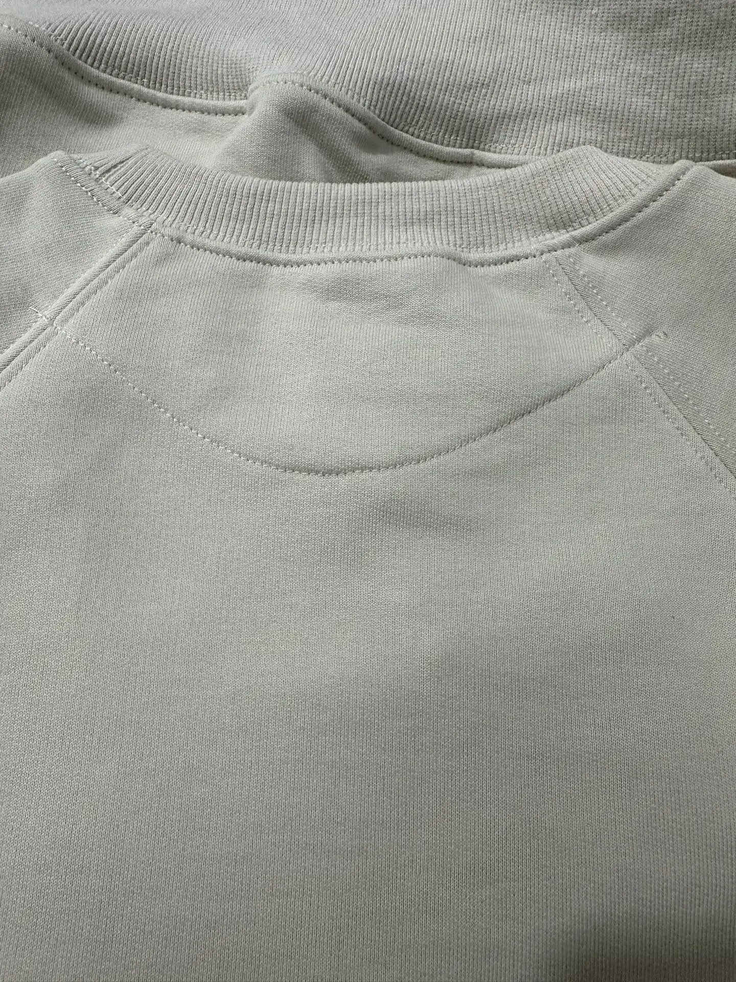 Logo-Patch Loopback Cotton Sweatshirt D23025029 — view 7
