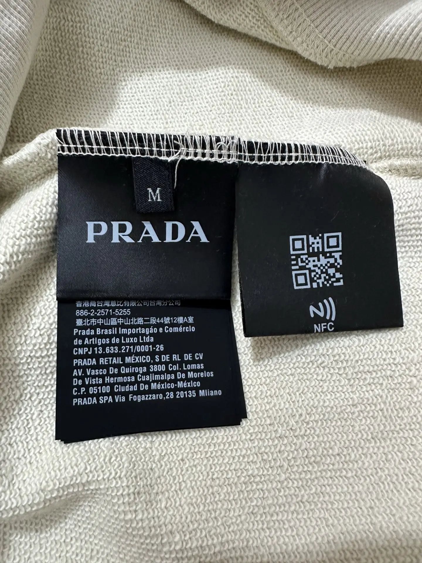 Logo-Patch Loopback Cotton Sweatshirt D23025029 — view 9