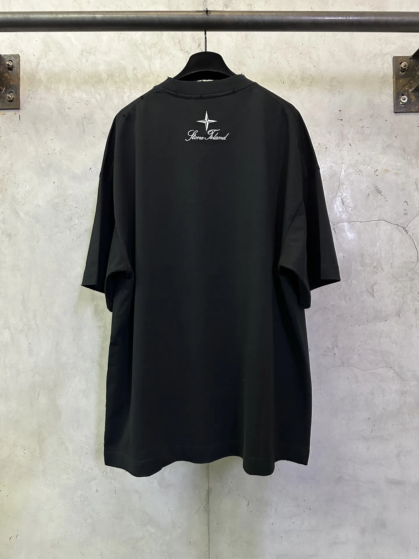 Embroidered Logo Heavyweight Cotton T-Shirt D23012826 — view 2