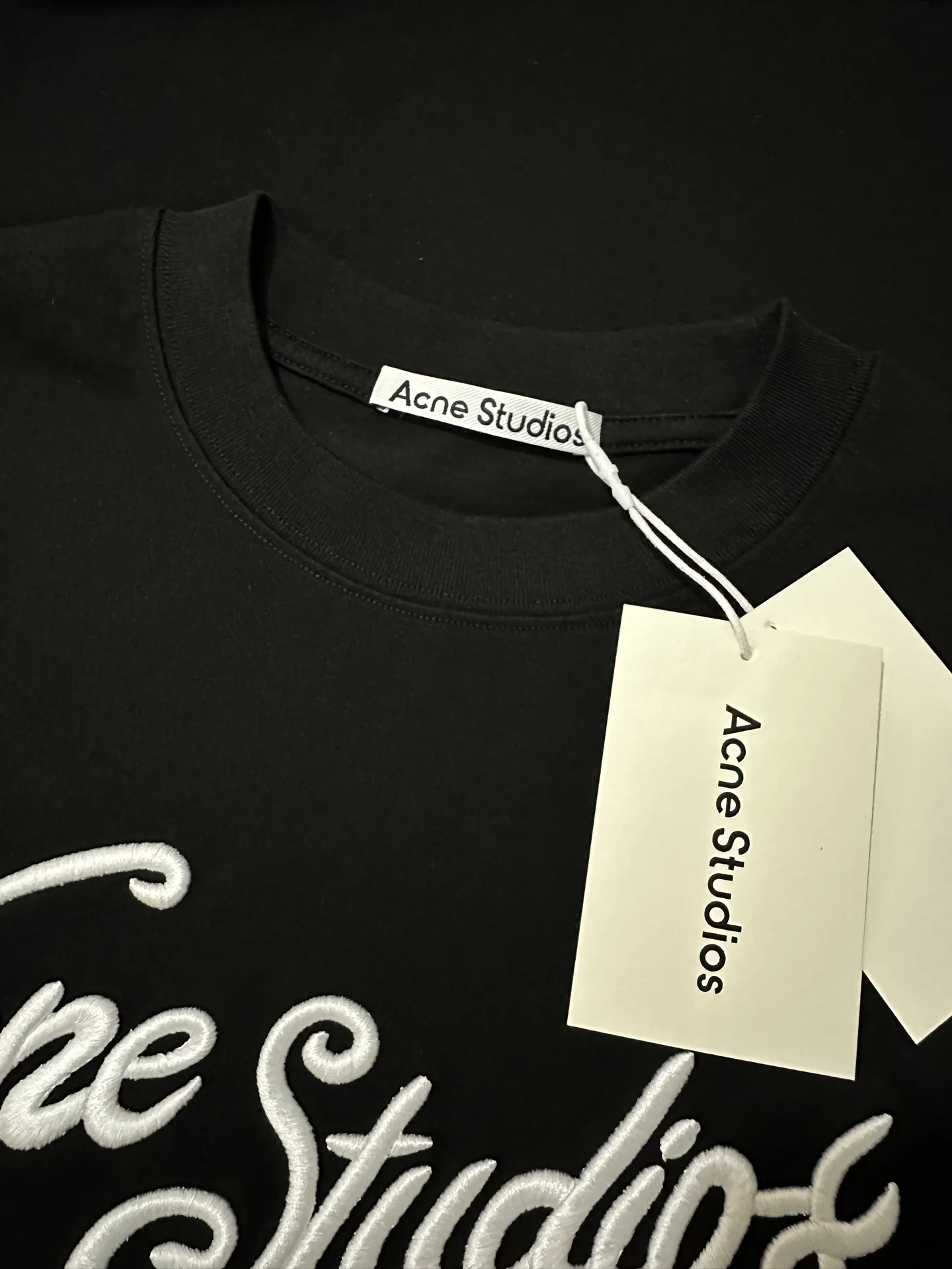 Oversized Embroidered Logo Long-Sleeve T-Shirt D23024424 — view 6