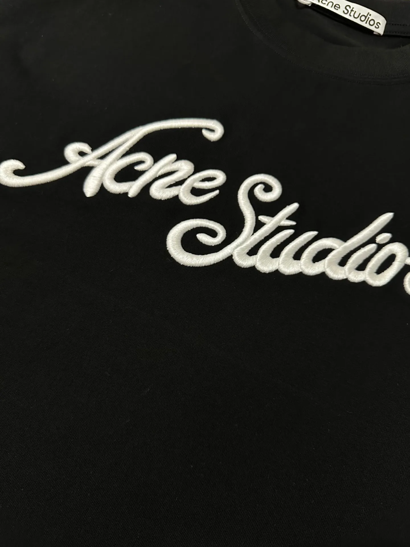 Oversized Embroidered Logo Long-Sleeve T-Shirt D23024424 — view 7