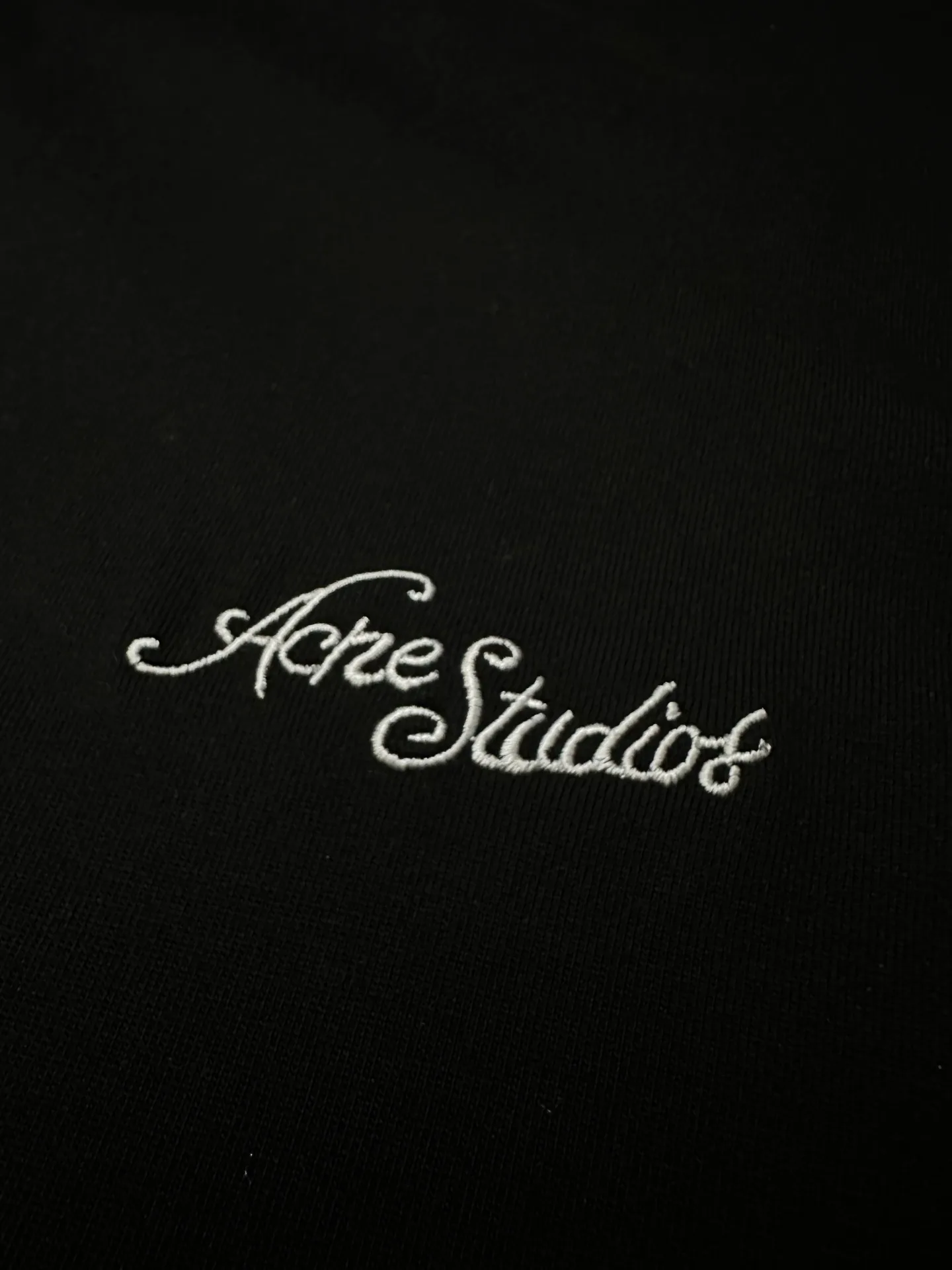 Oversized Embroidered Logo Long-Sleeve T-Shirt D23024424 — view 8
