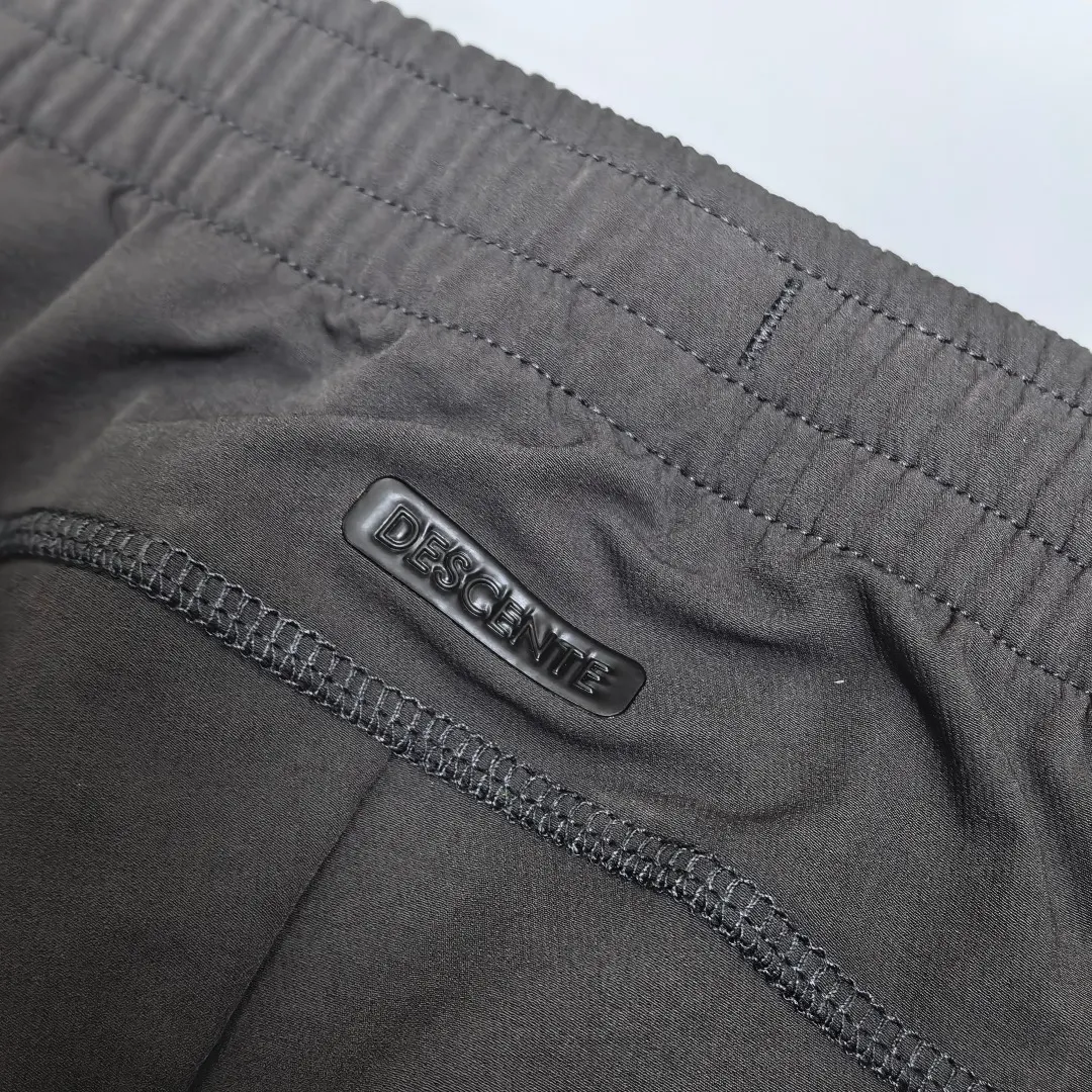 Descente CARAT Moisture-Wicking Training Trousers D23020274 — view 8