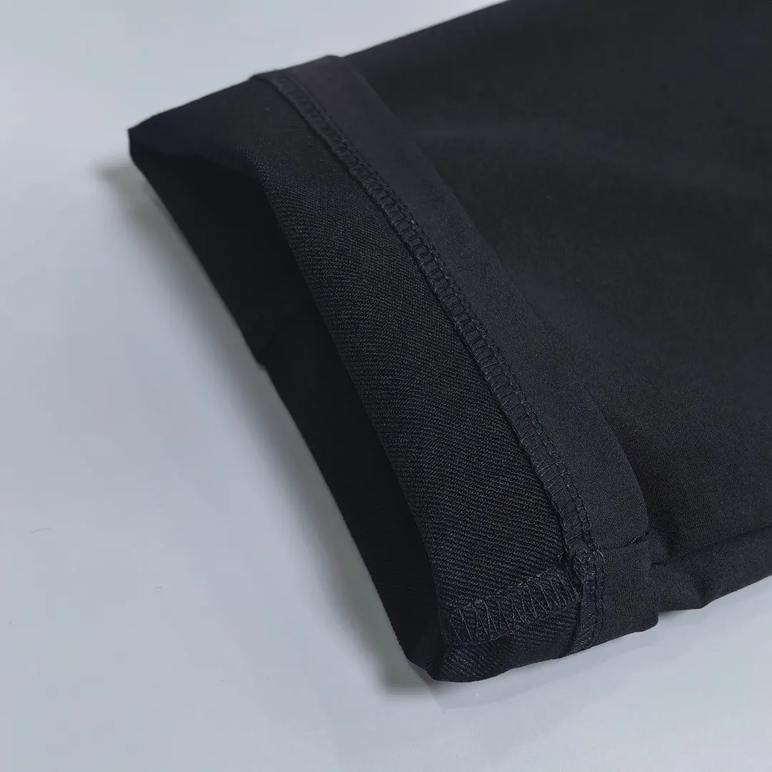 Descente Carat Moisture-Wicking Training Trousers D23020275 — view 6