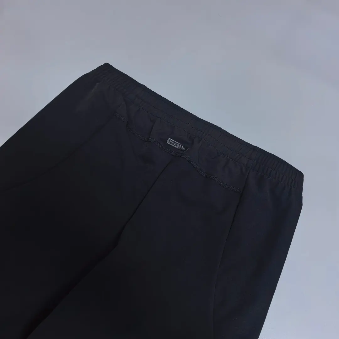 Descente Carat Moisture-Wicking Training Trousers D23020275 — view 7