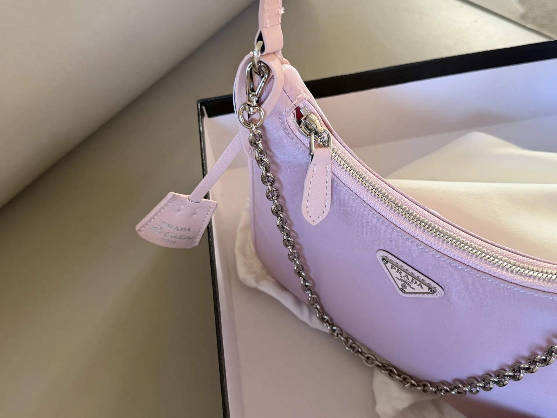 Re-Edition 2005 Nylon Shoulder Bag D23018200 — view 5