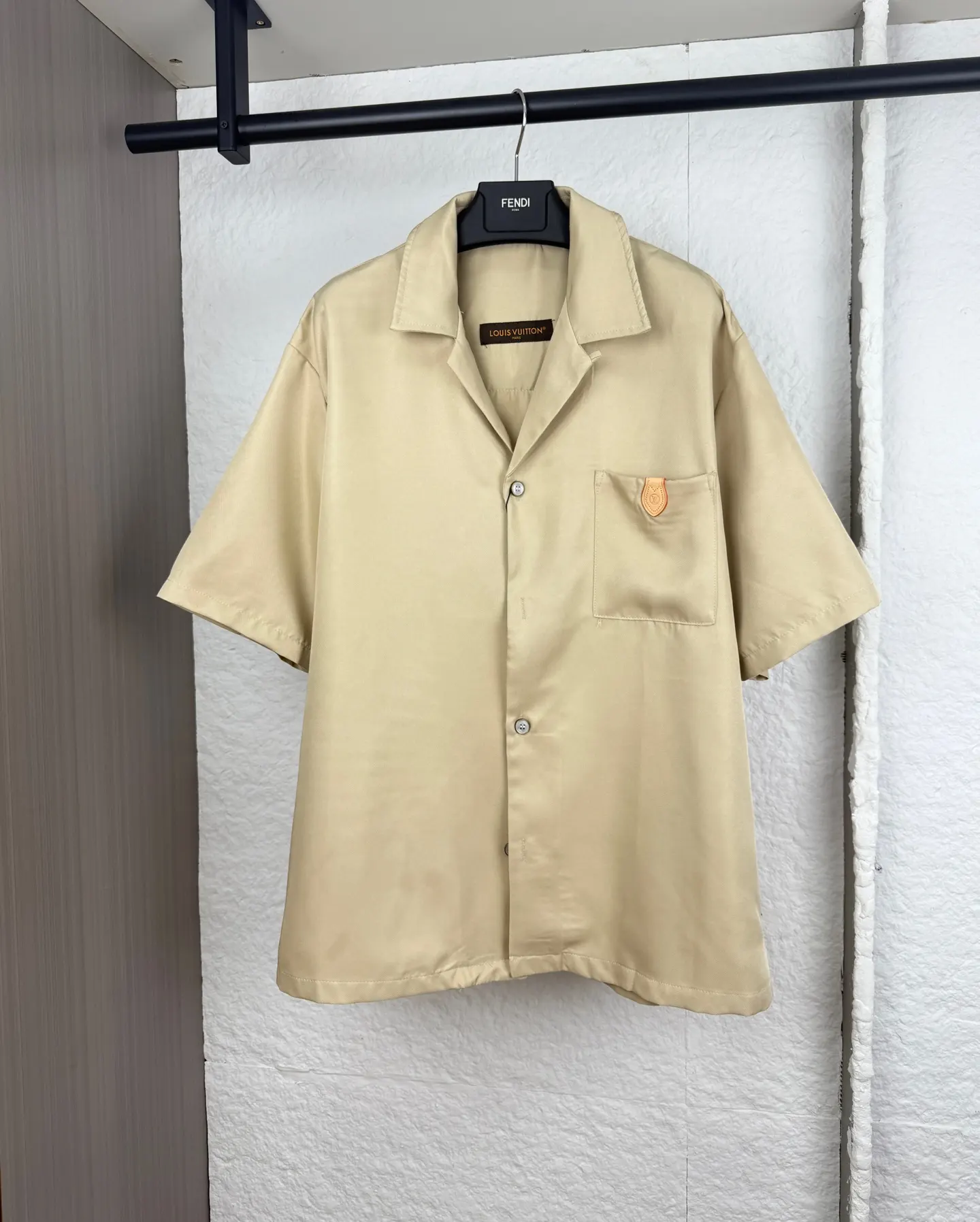 Logo-Appliqué Short-Sleeve Camp-Collar Shirt D23514245