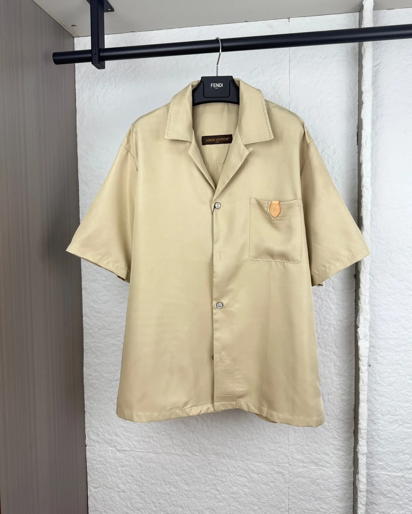 Logo-Appliqué Short-Sleeve Camp-Collar Shirt D23514245