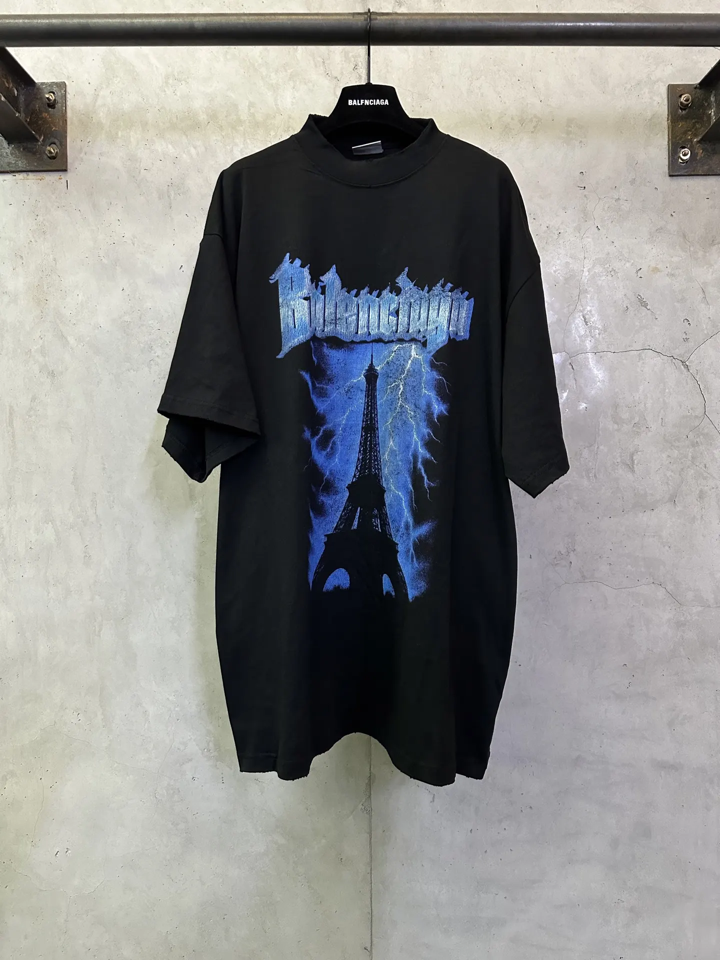 Eiffel Tower Lightning Print Oversized T-Shirt D23512802