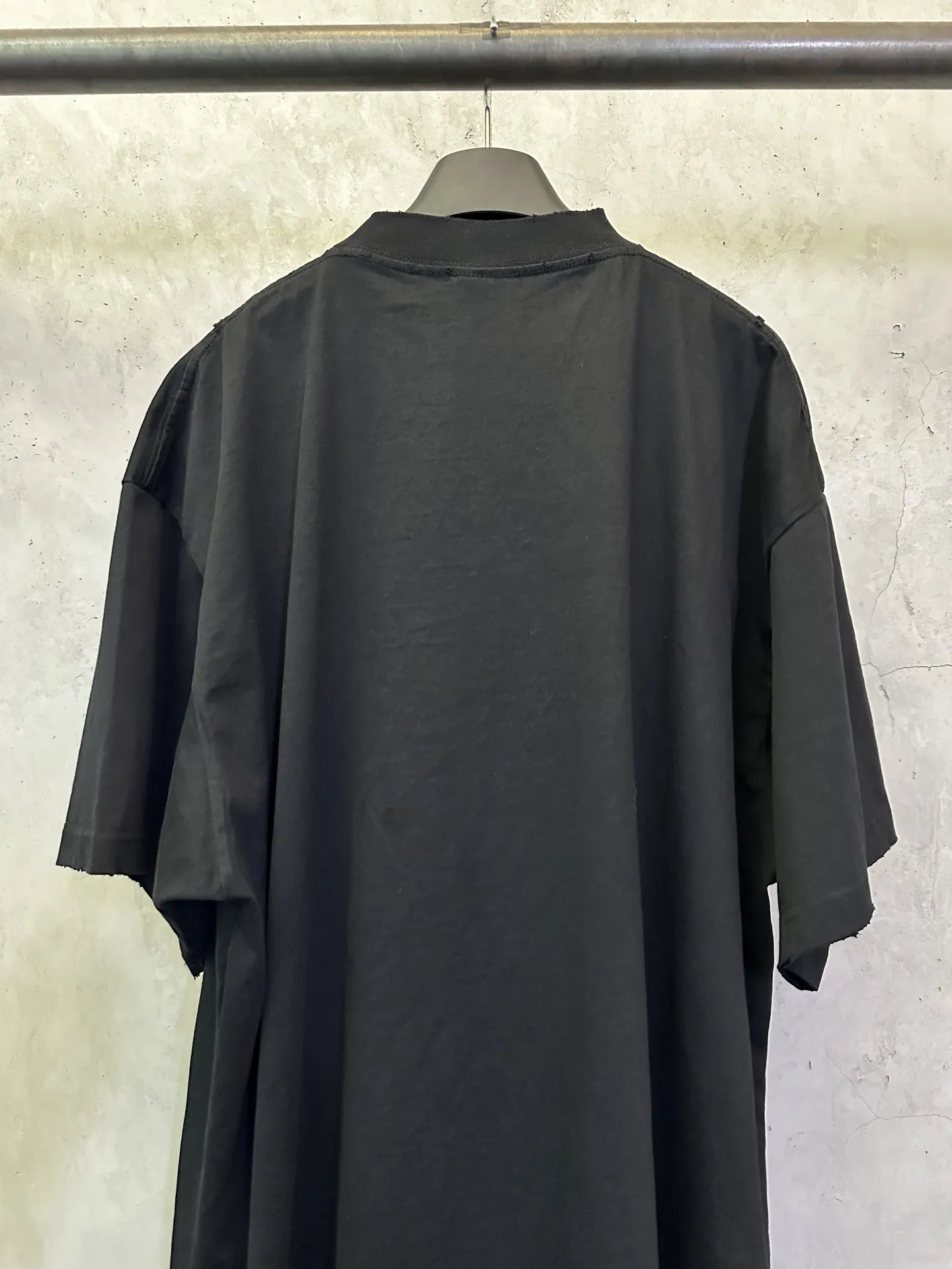Couture Theater Graphic Oversized T-Shirt D23512799 — view 5