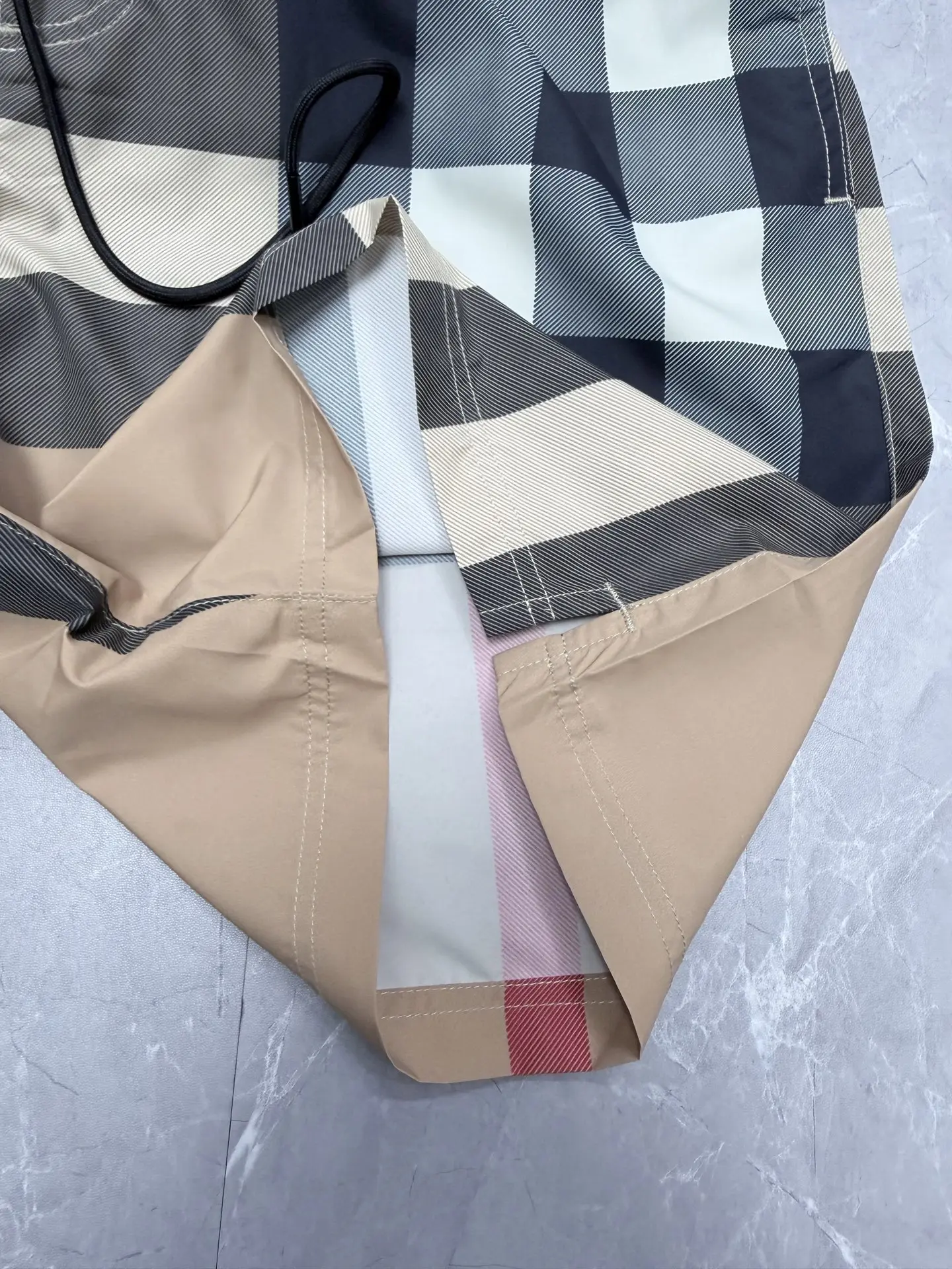 Check Print Drawstring Swim Shorts D23519141 — view 6