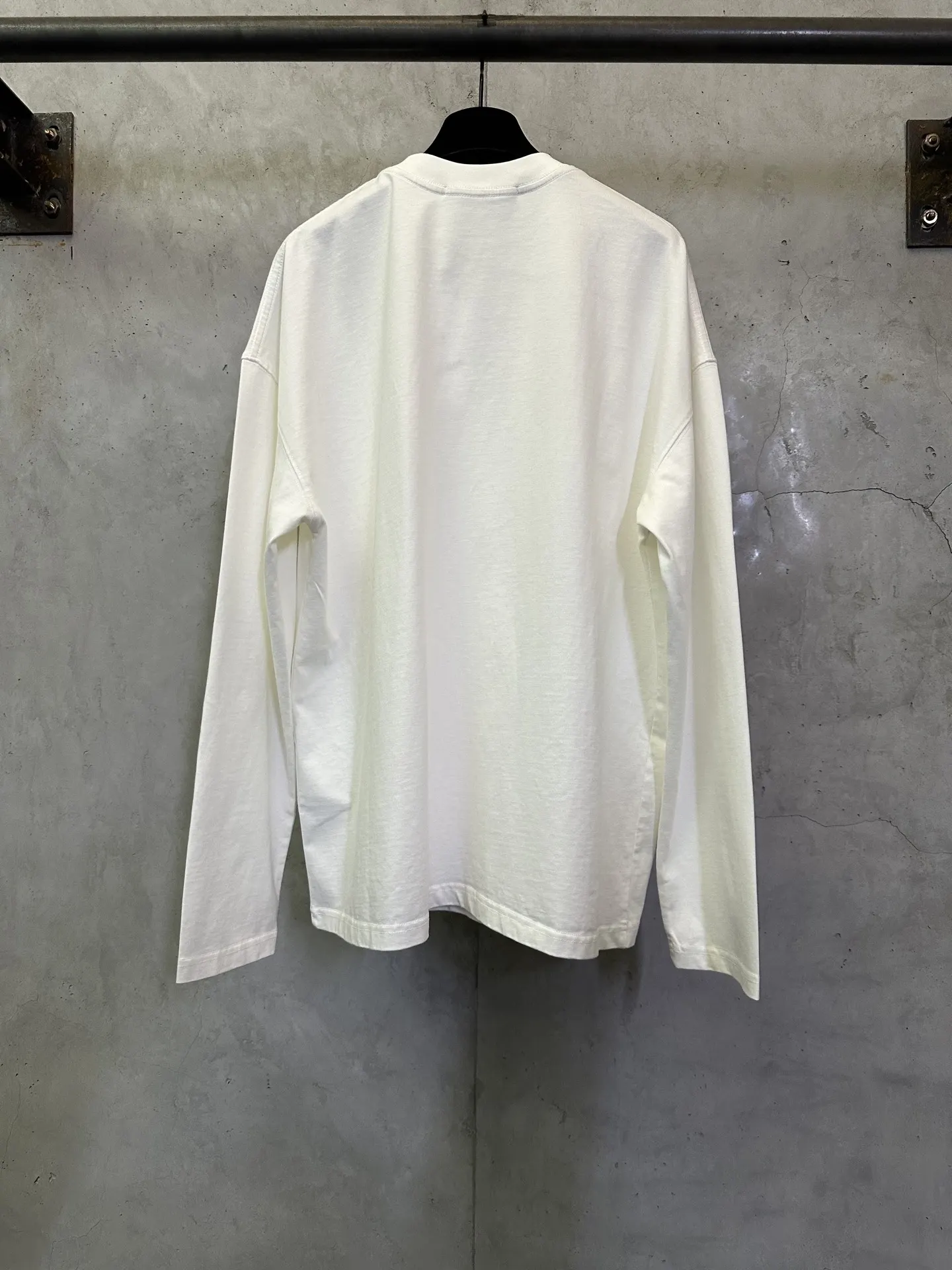Logo Print Long-Sleeve Cotton T-Shirt D24012801 — view 2