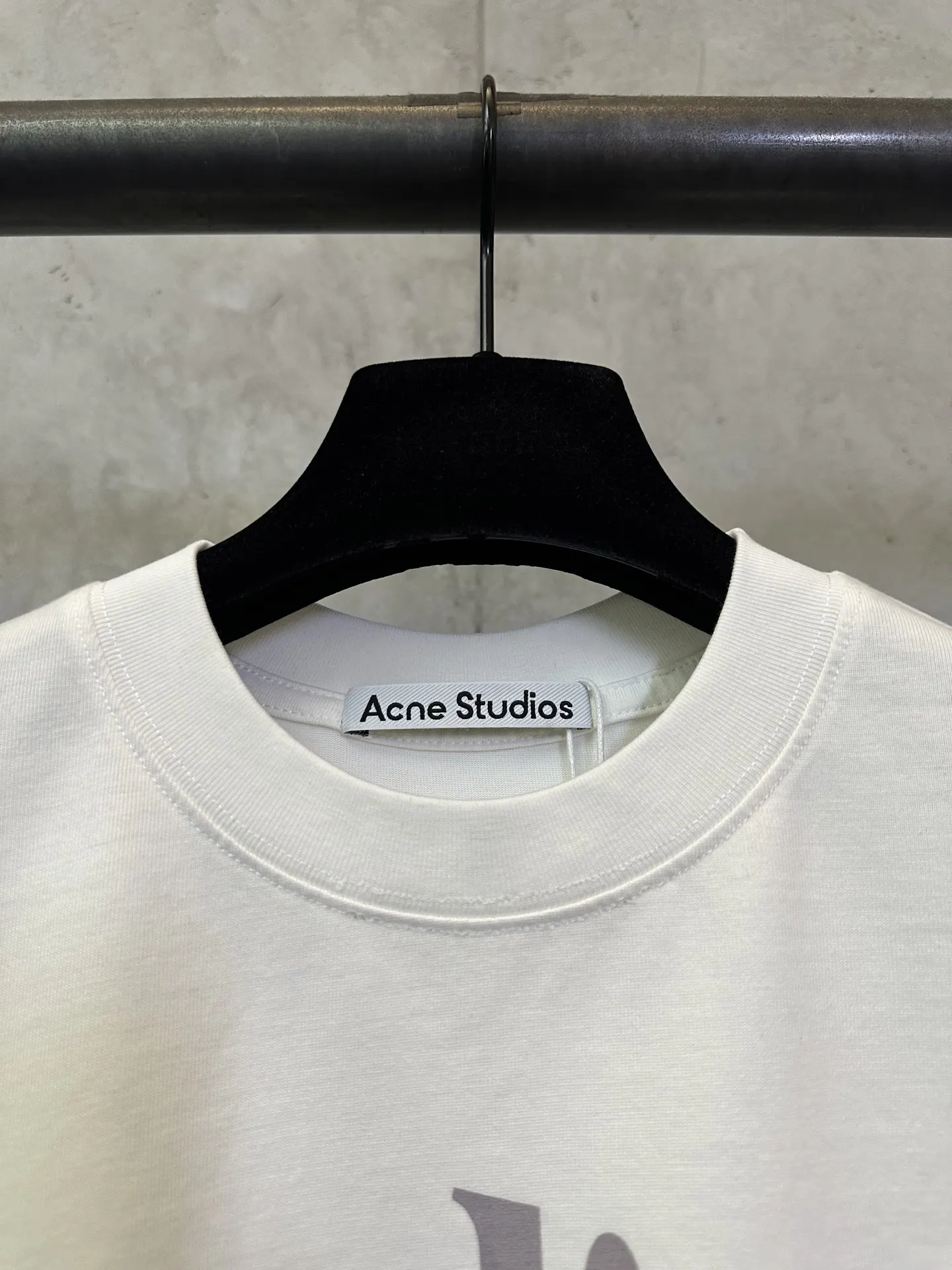 Logo Print Long-Sleeve Cotton T-Shirt D24012801 — view 7