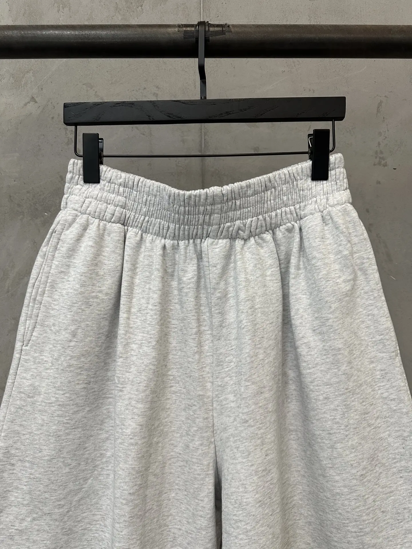 Logo-Embroidered Cotton-Jersey Sweat Shorts D24020186 — view 3