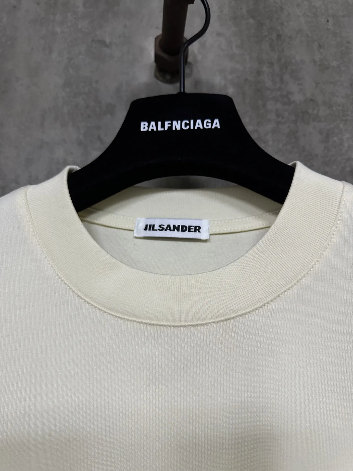 Logo-Print Heavyweight Cotton Long-Sleeve T-Shirt D24015730 — view 7