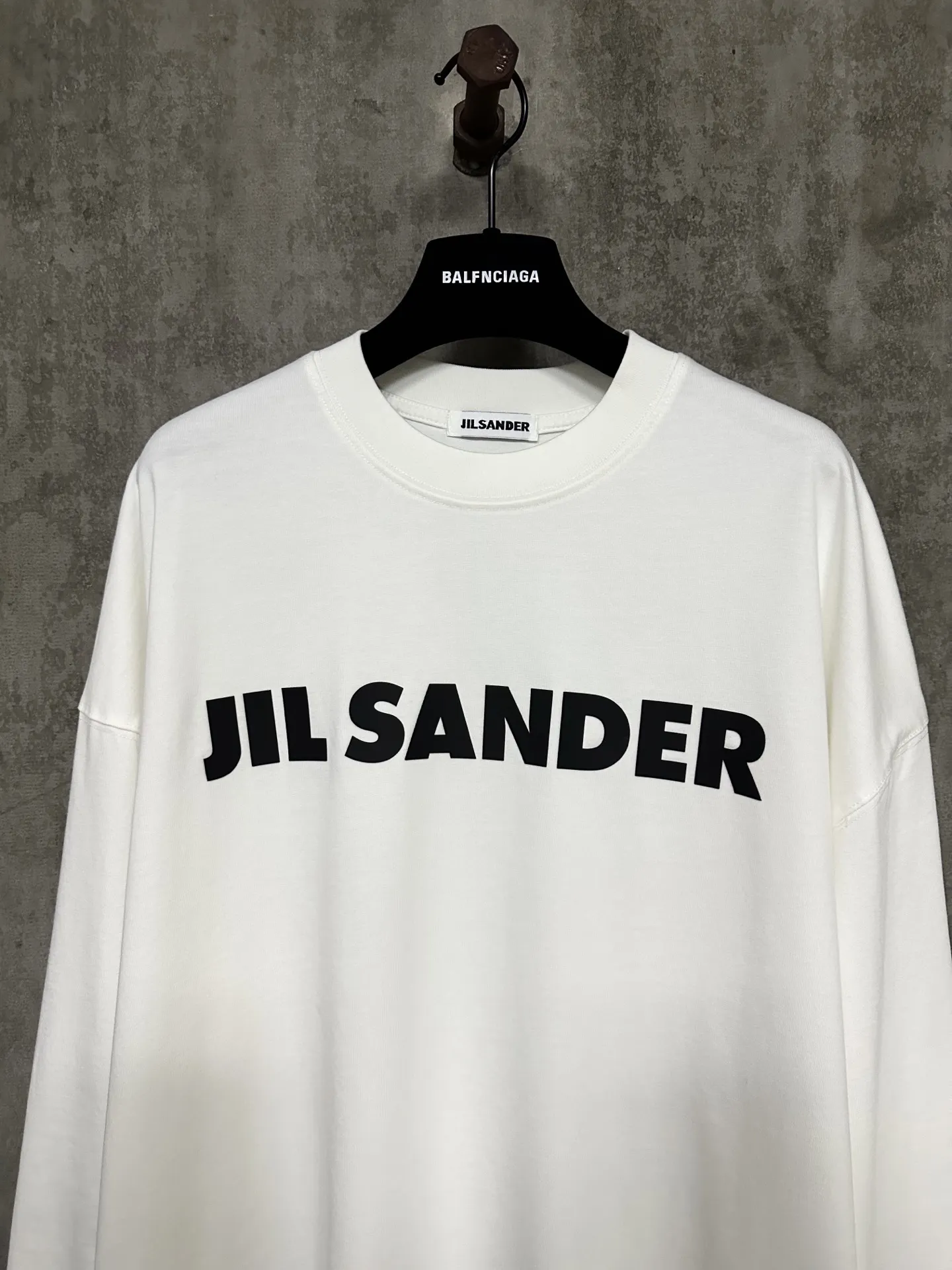Logo Print Long-Sleeved Cotton T-Shirt D24015728 — view 3