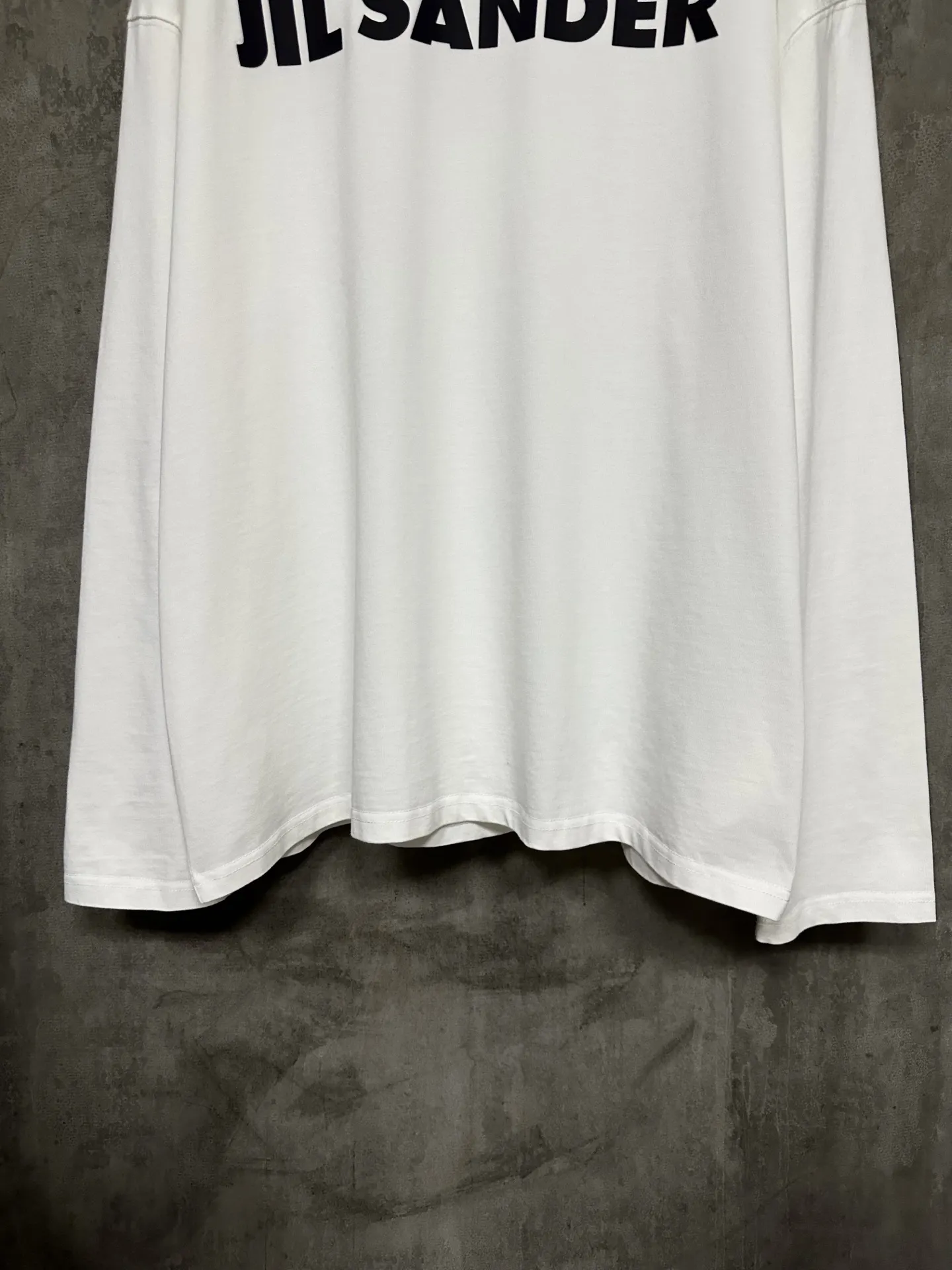 Logo Print Long-Sleeved Cotton T-Shirt D24015728 — view 4