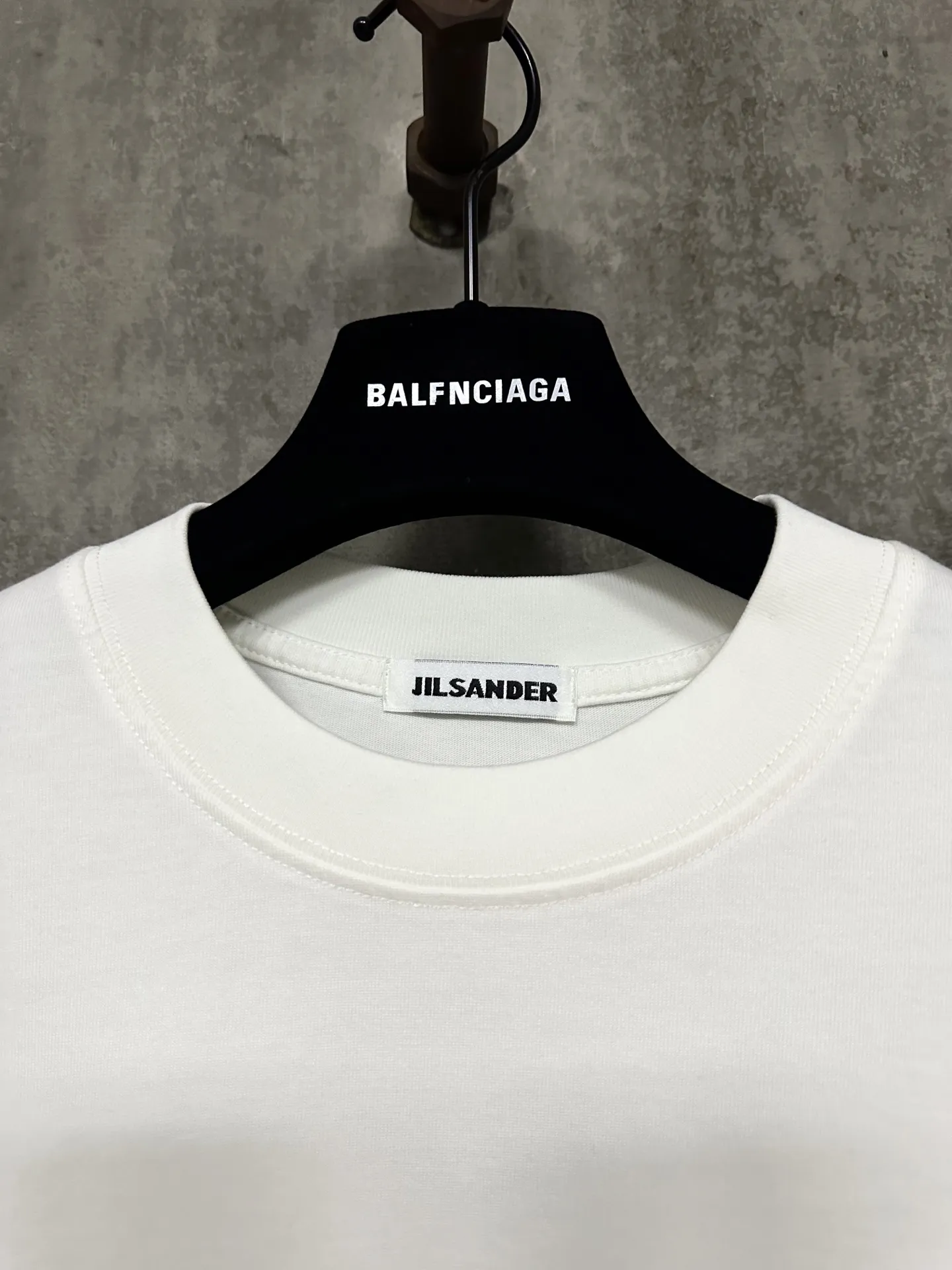 Logo Print Long-Sleeved Cotton T-Shirt D24015728 — view 7