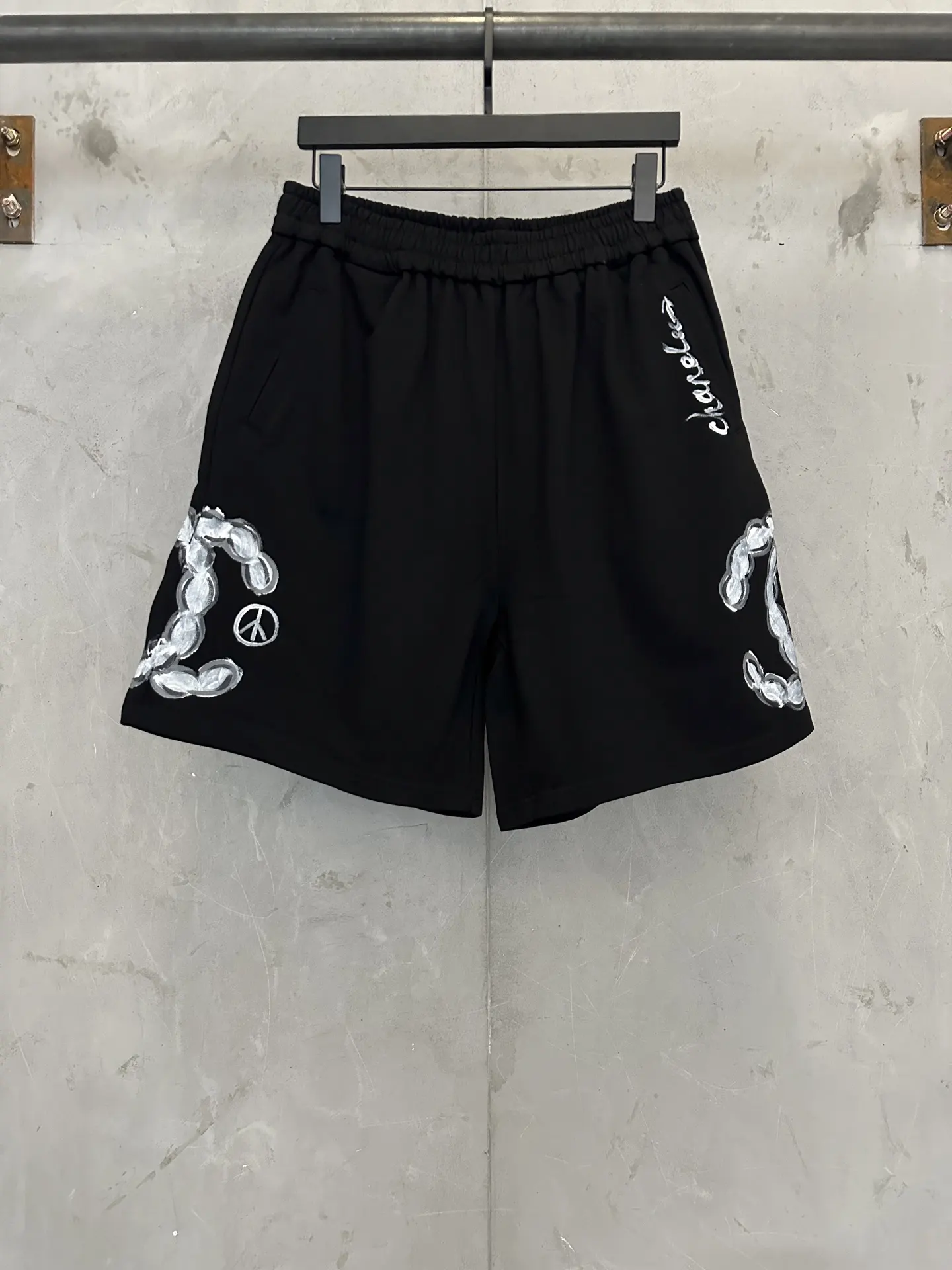 Hand-Painted Logo Loopback Cotton Shorts D24012299