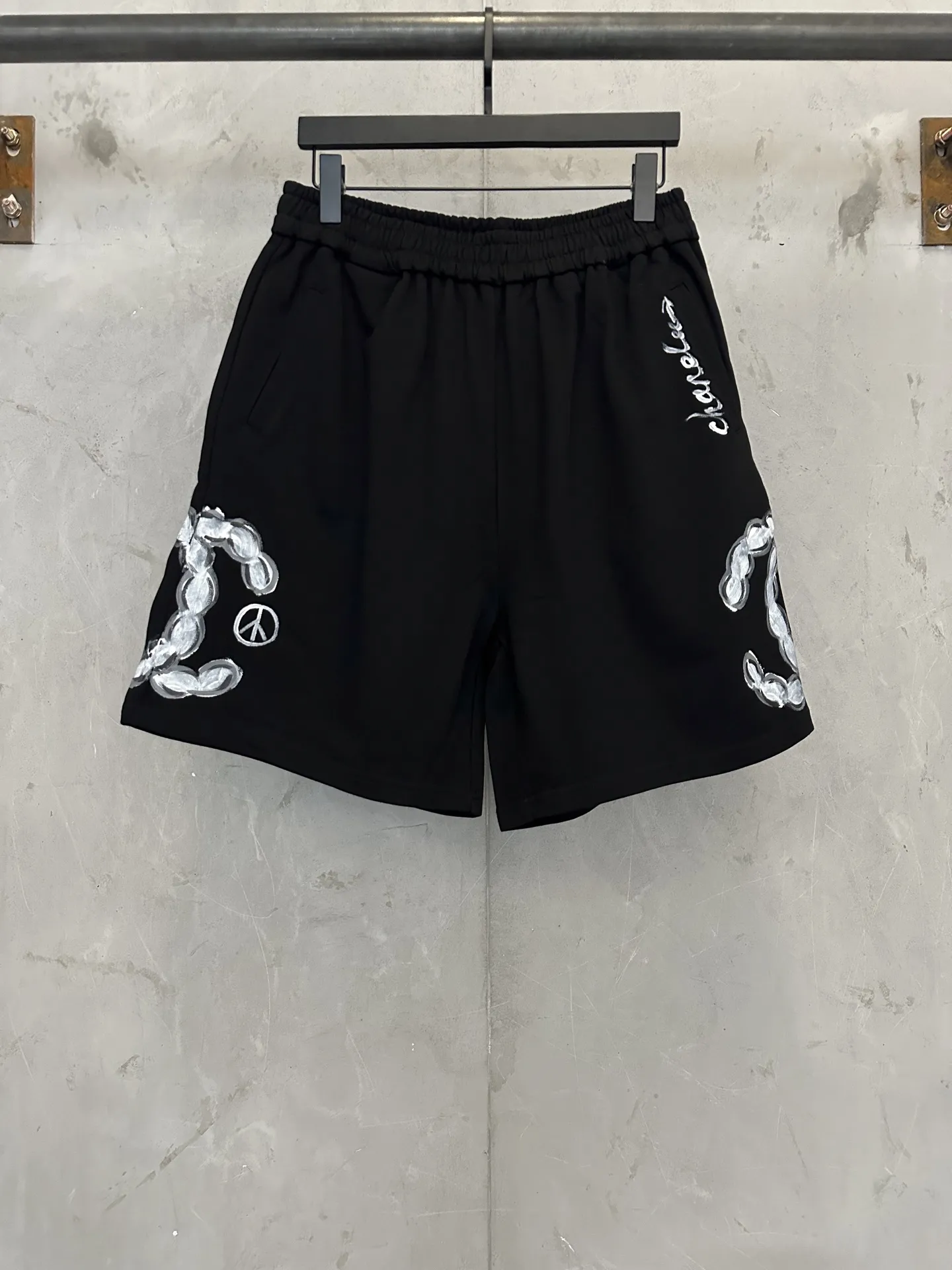 Hand-Painted Logo Loopback Cotton Shorts D24012299