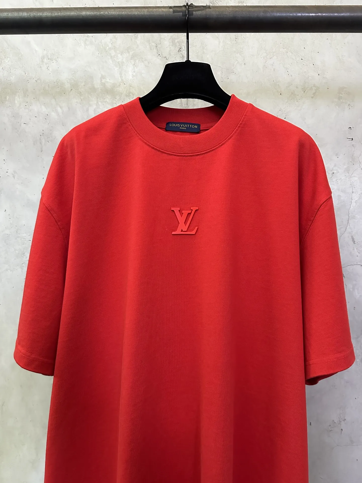 Logo Embossed Heavyweight Cotton T-Shirt D24012912 — view 3