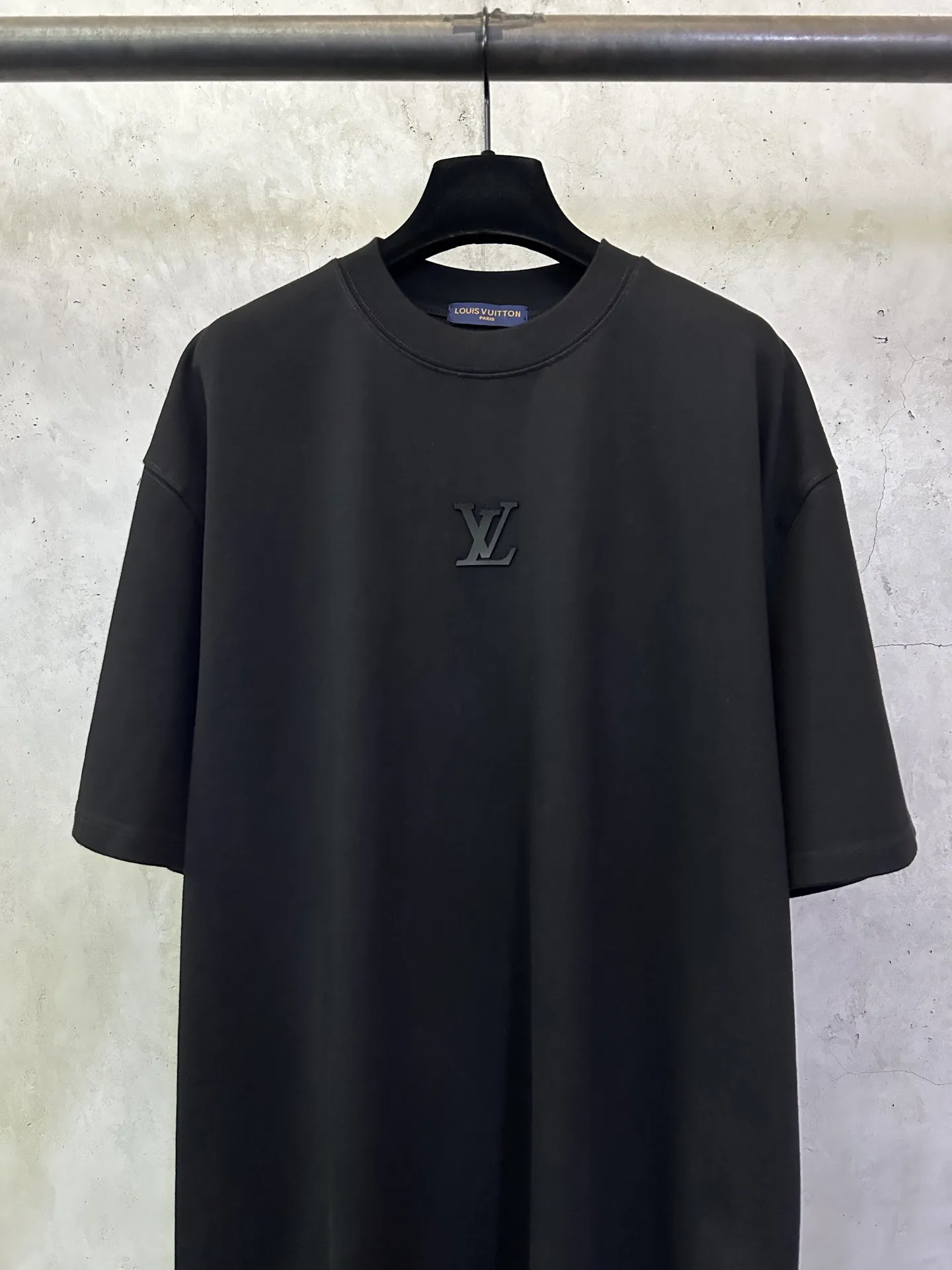 Logo-Embossed Heavyweight Cotton T-Shirt D24012910 — view 3