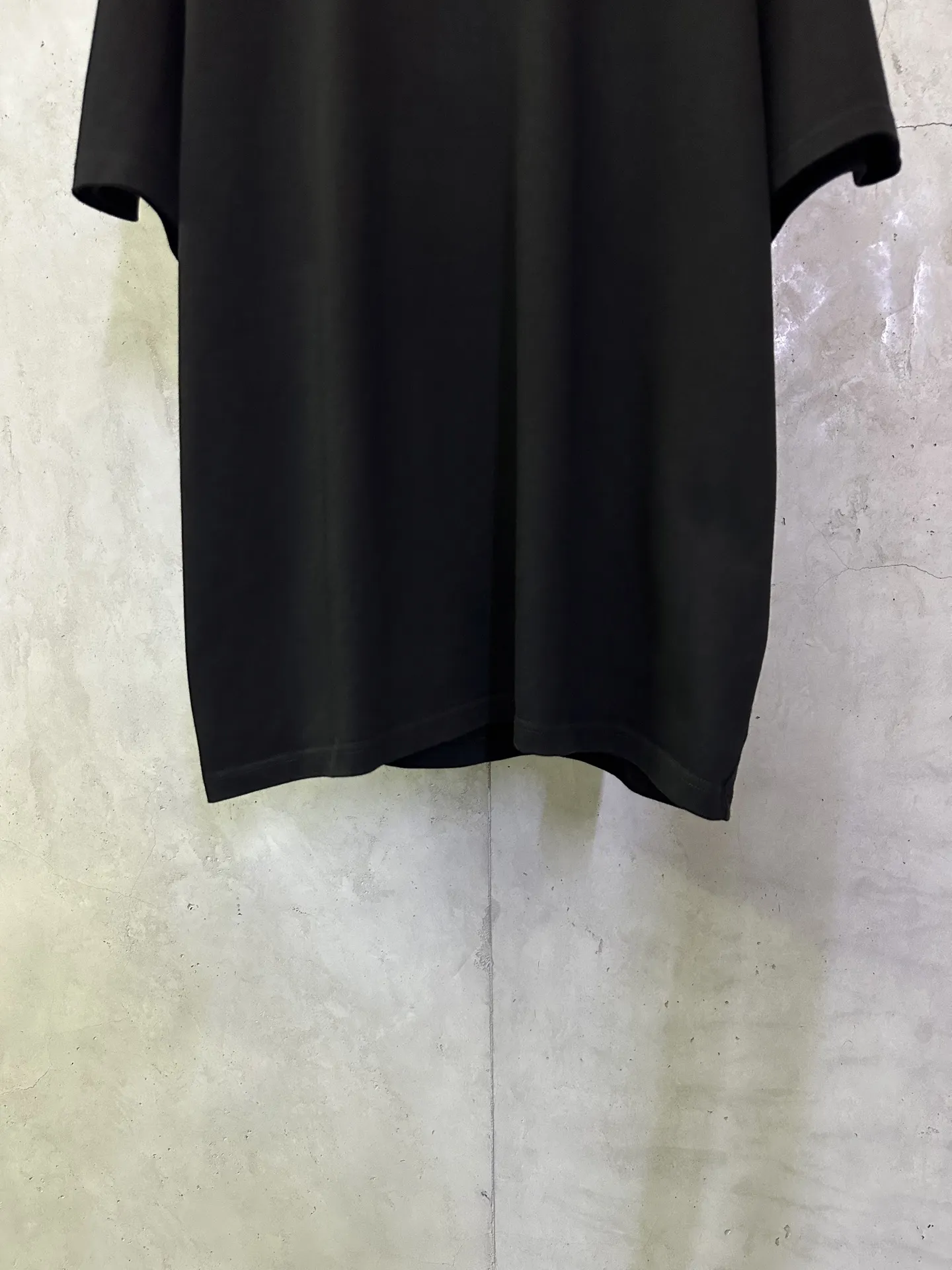 Logo-Embossed Heavyweight Cotton T-Shirt D24012910 — view 4