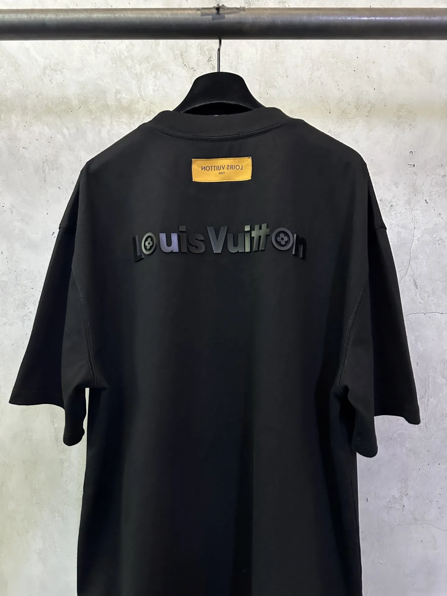 Logo-Embossed Heavyweight Cotton T-Shirt D24012910 — view 5