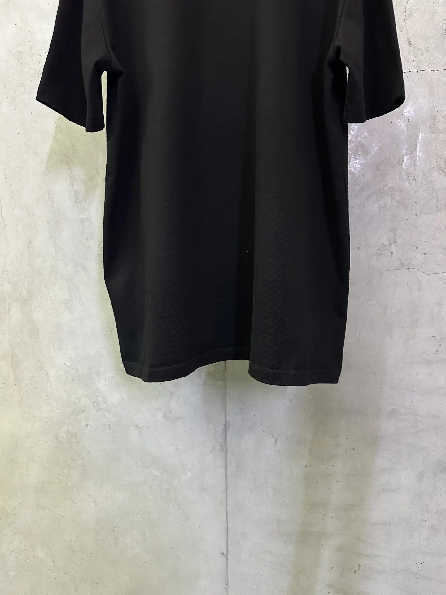 Logo-Embossed Heavyweight Cotton T-Shirt D24012910 — view 6