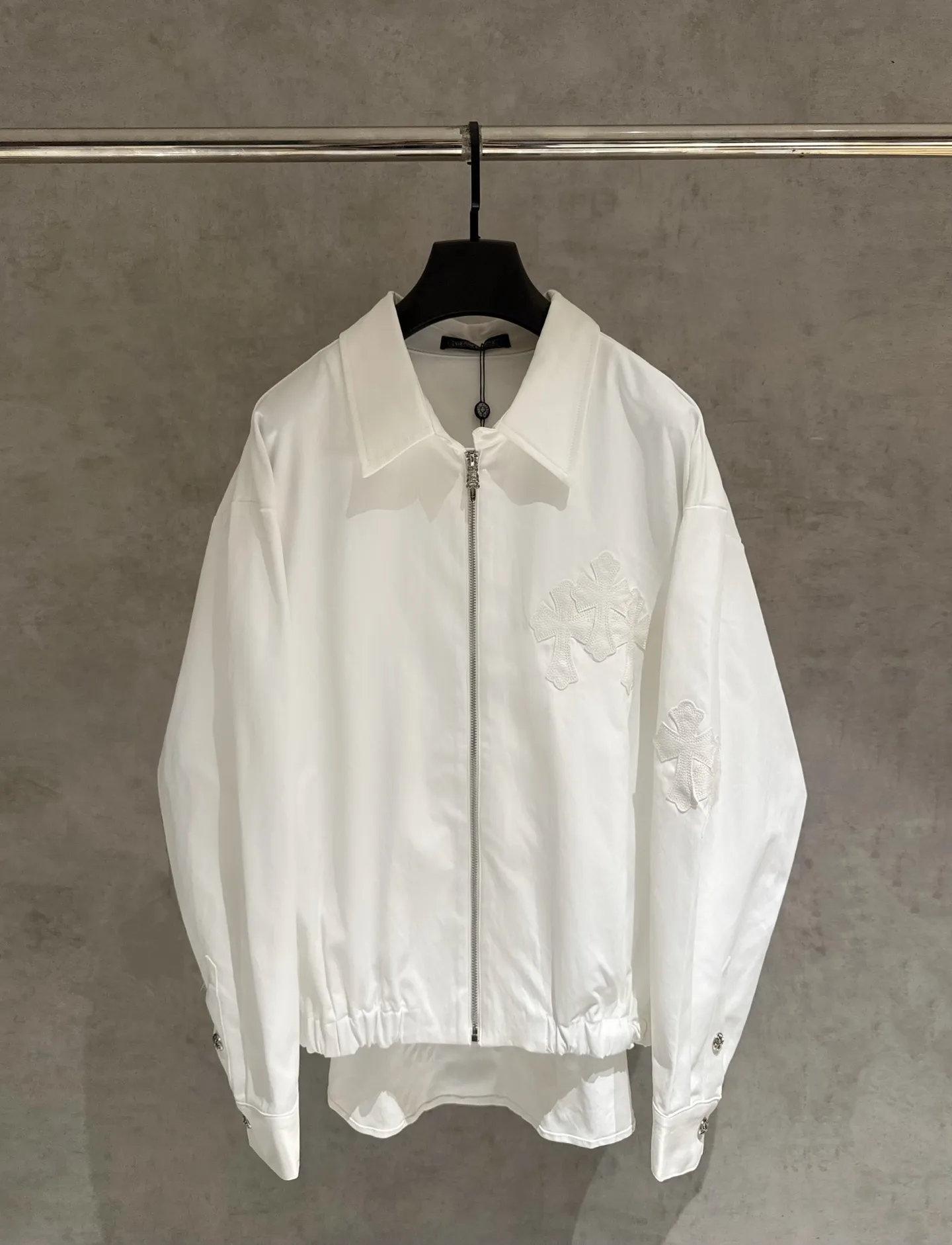 Cross Patch Zip-Up Oversized Shirt D24524970