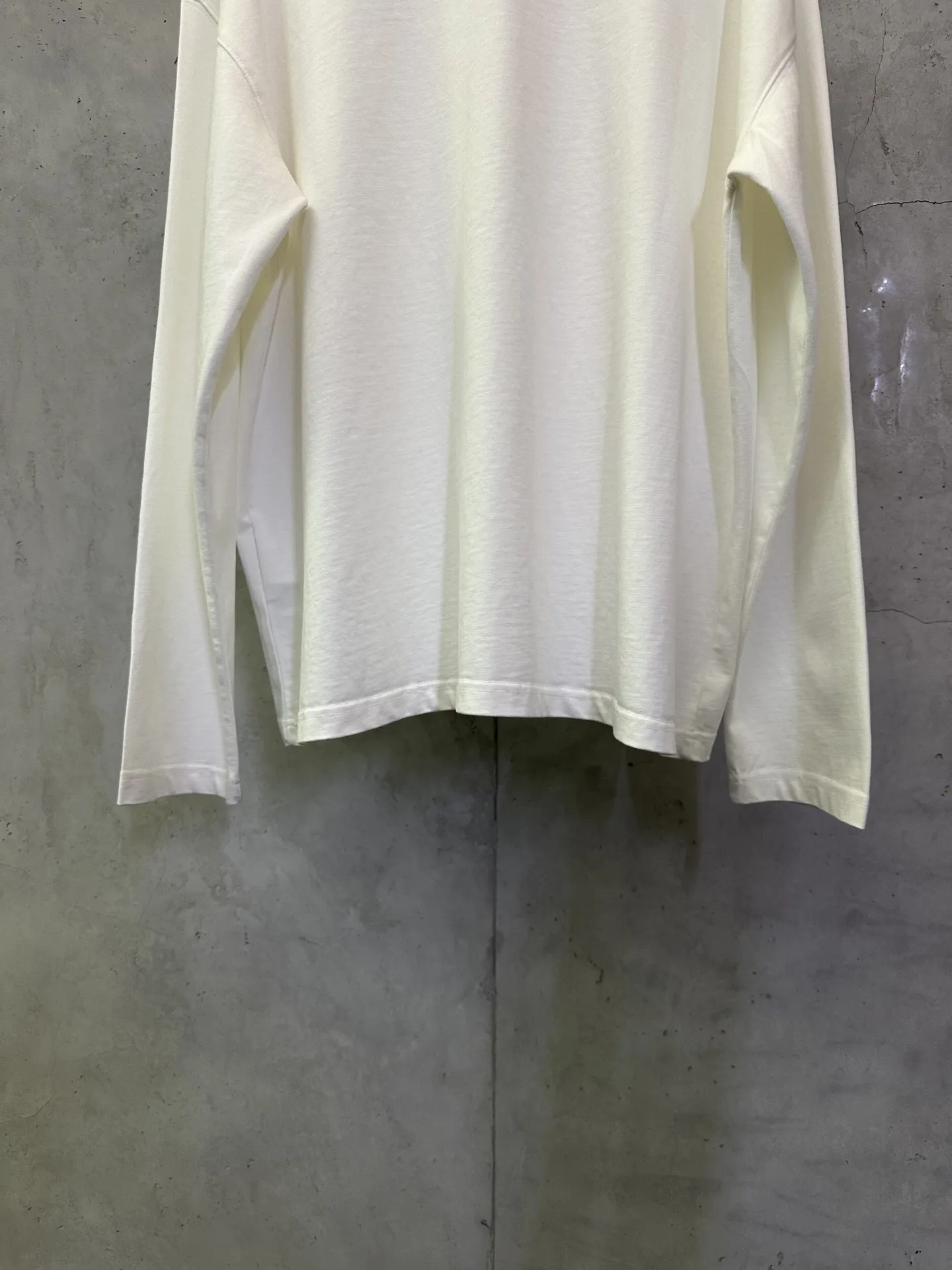 Logo-Embroidered Long-Sleeved T-Shirt D25012902 — view 6