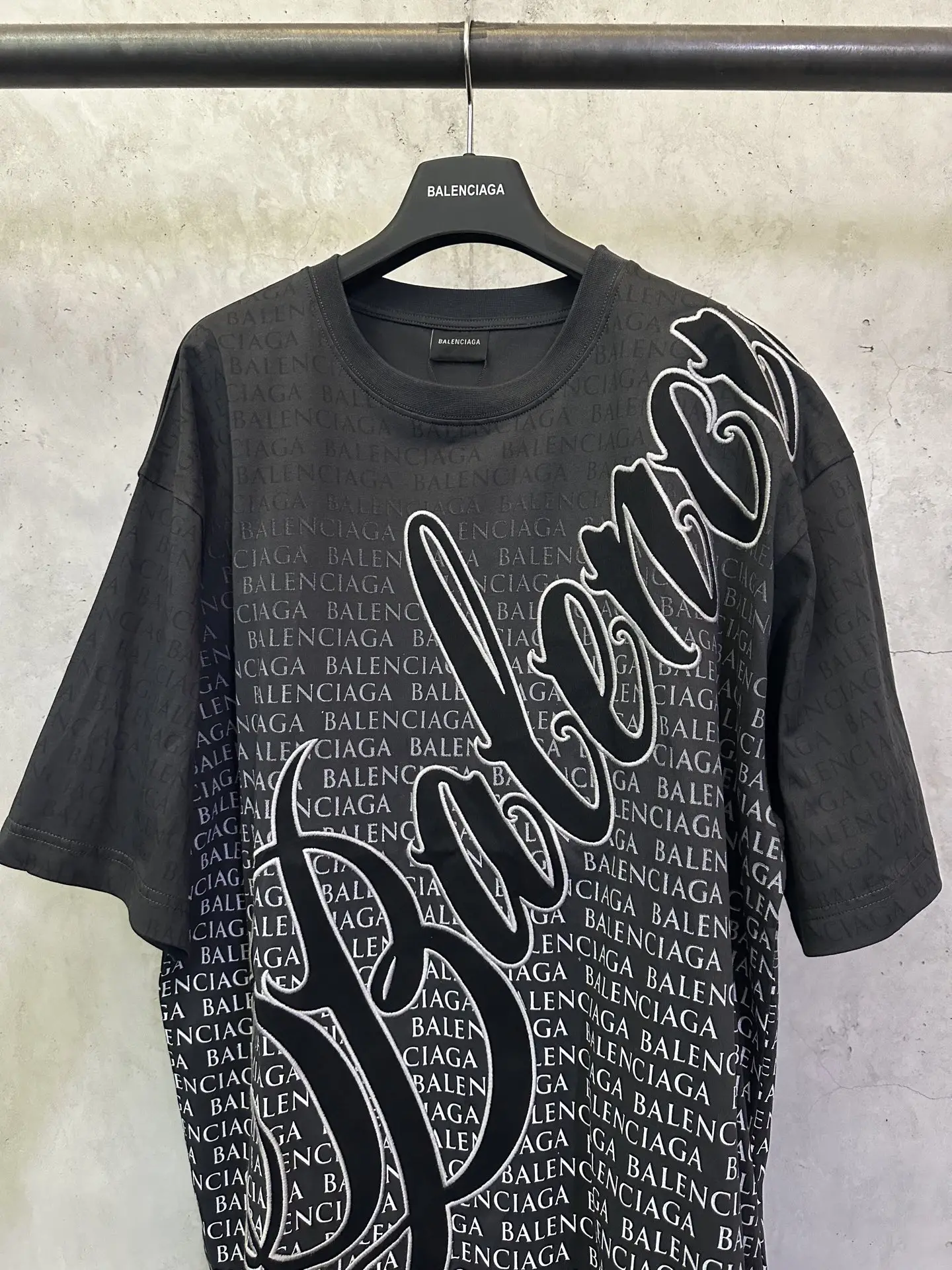Logo-Print Oversized Cotton-Jersey T-Shirt D25012774 — view 3