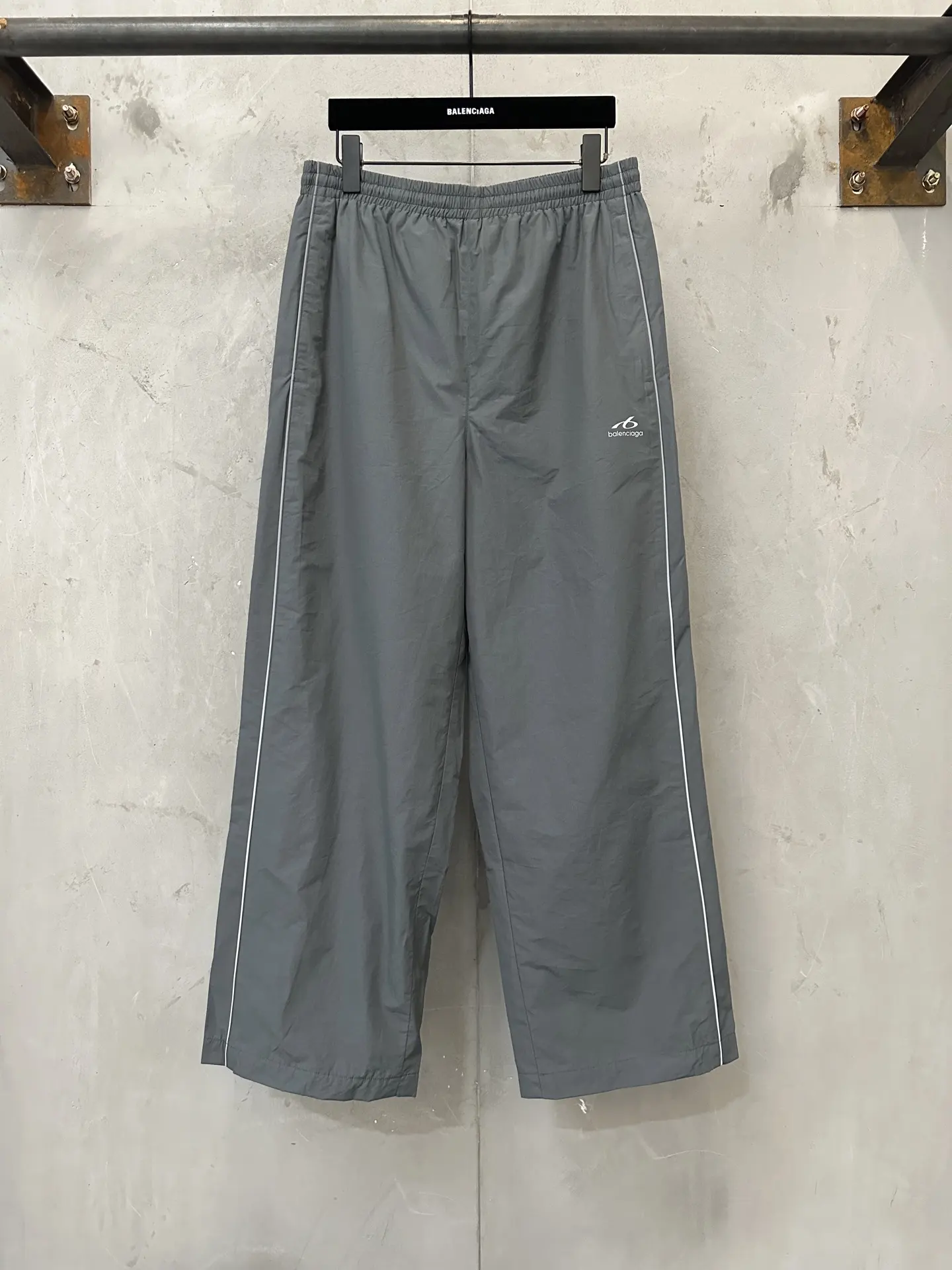 Reflective Logo Shell Track Pants D25018969