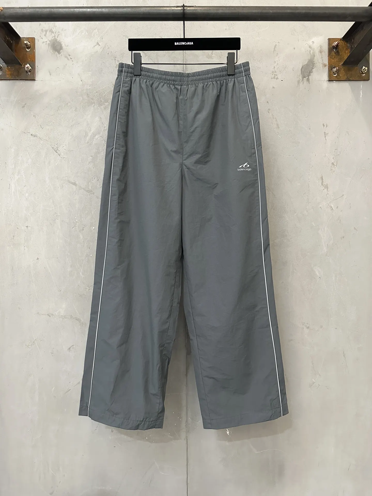 Reflective Logo Shell Track Pants D25018969