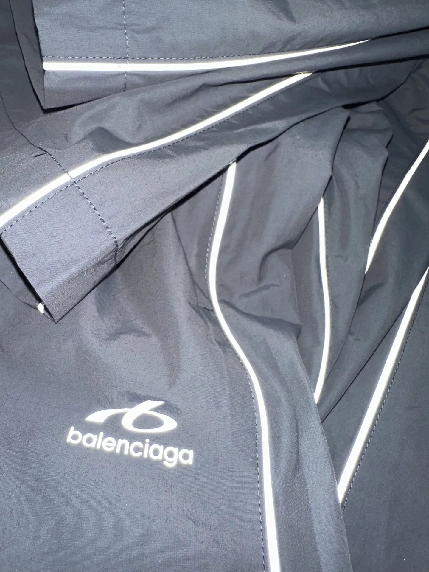 Reflective Logo Shell Track Pants D25018969 — view 10