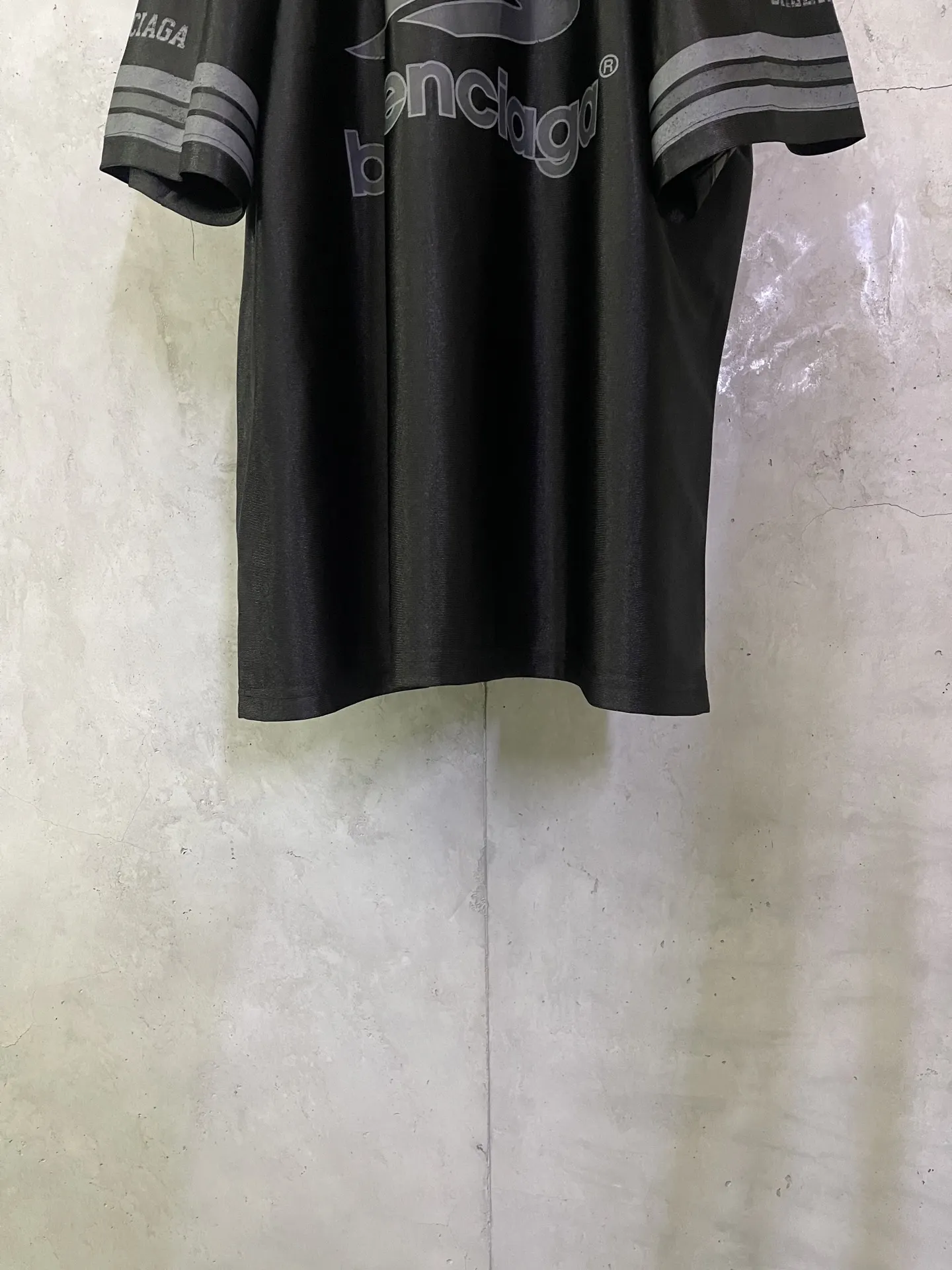 Logo-Embroidered Oversized Football Jersey D25015686 — view 6