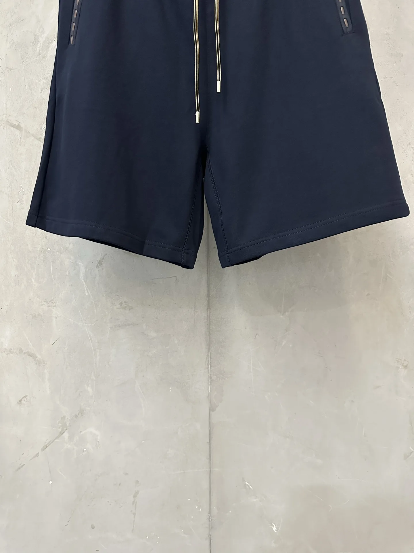 Logo-Patch Cotton-Jersey Bermuda Shorts D25020183 — view 4