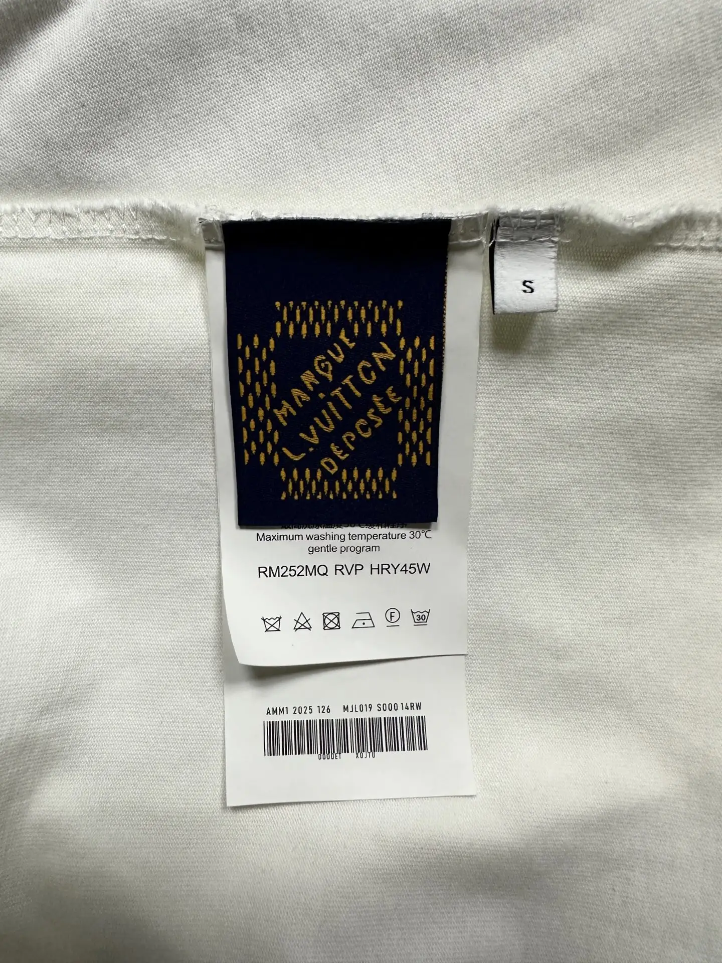 Embossed Logo Long-Sleeve T-Shirt D25015731 — view 9