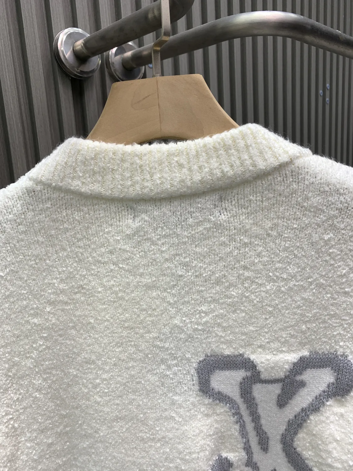 Logo Intarsia Wool-Blend Bouclé Sweater D25014544 — view 4