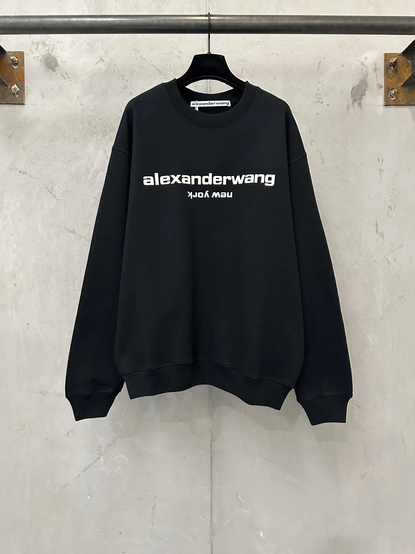 Logo Print Heavyweight Cotton Sweatshirt D25020154