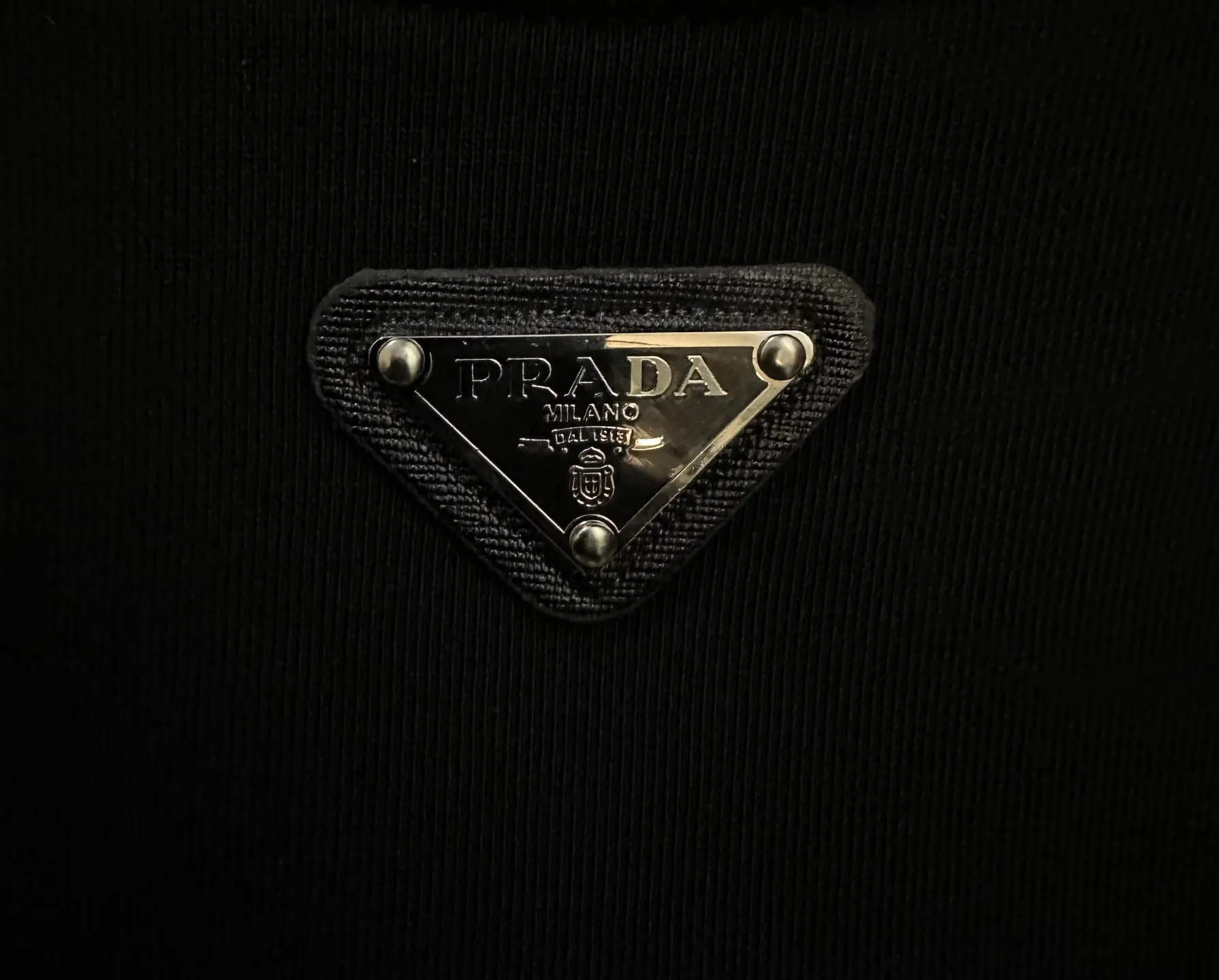 Logo-Patch Heavyweight Cotton Sweatshirt D25021830 — view 8