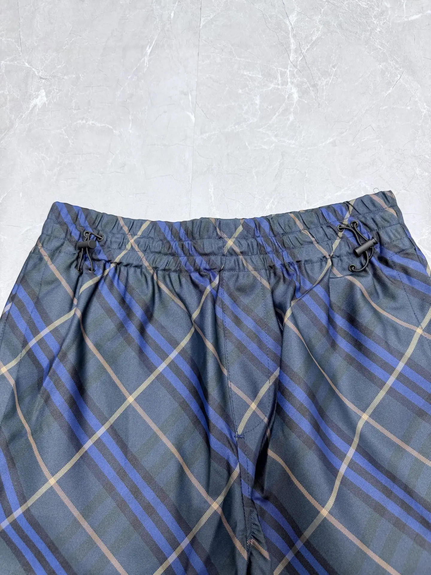 Check Twill Drawstring Shorts D25019137 — view 3