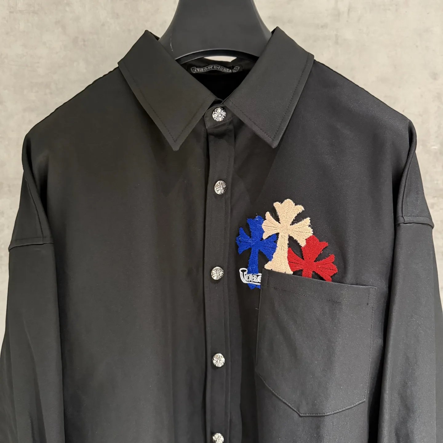 Embroidered Cross Oversized Cotton Shirt D25524974 — view 3